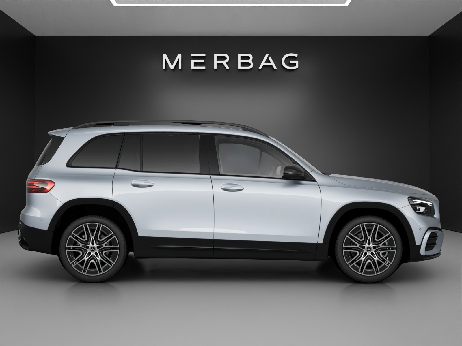 MERCEDES-BENZ GLB 220 4Matic 8G-Tronic-image-1