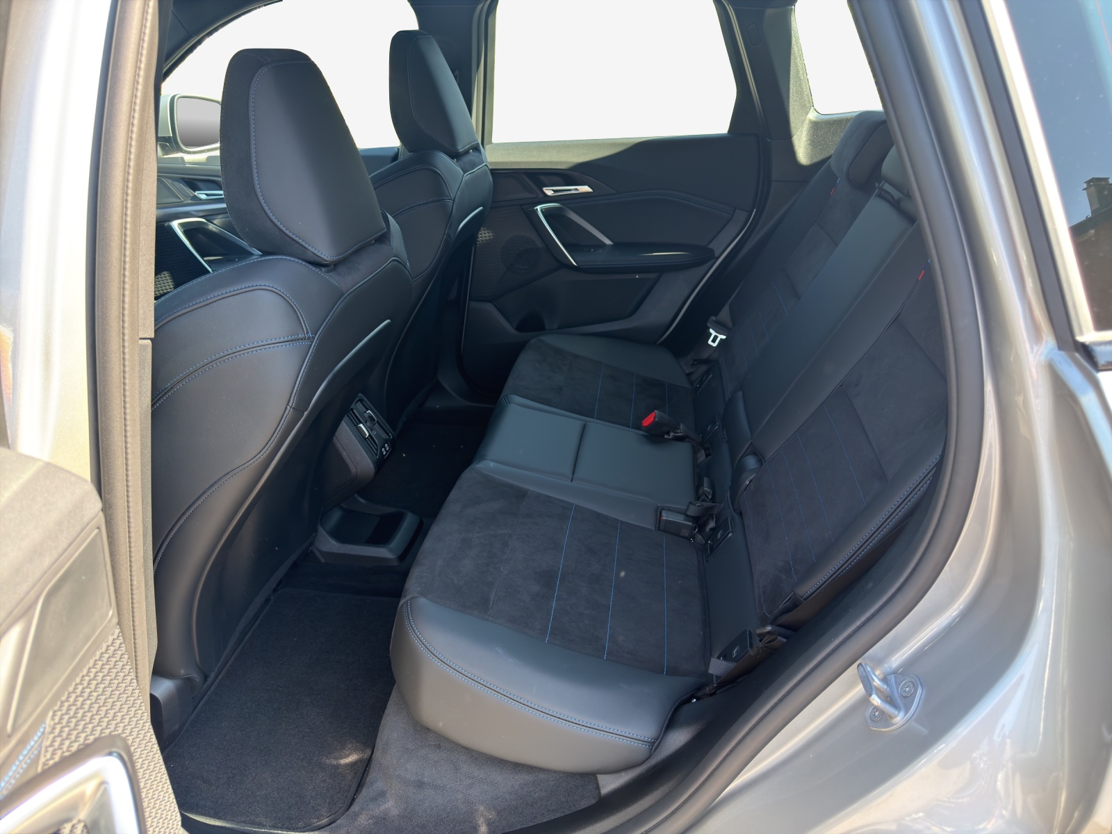 BMW X1 xDrive 25e M Sport-image-11