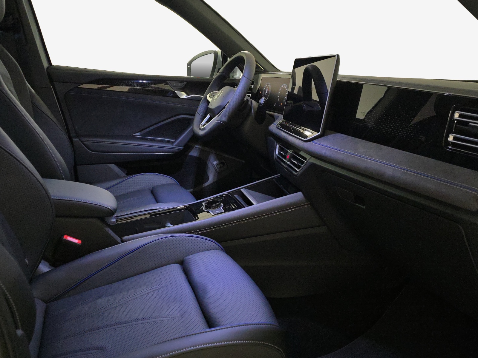 VW Tiguan 2.0 TSI DSG R-Line 4Motion-image-14