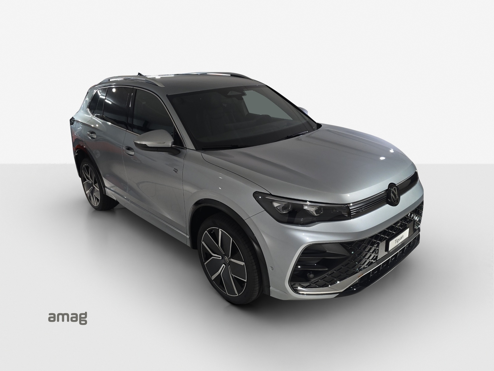VW Tiguan 2.0 TSI DSG R-Line 4Motion-image-13