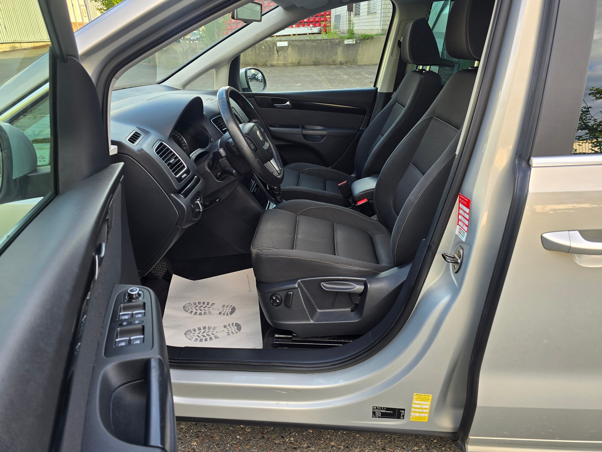 SEAT Alhambra 2.0 TDI Style Eco DSG-image-13