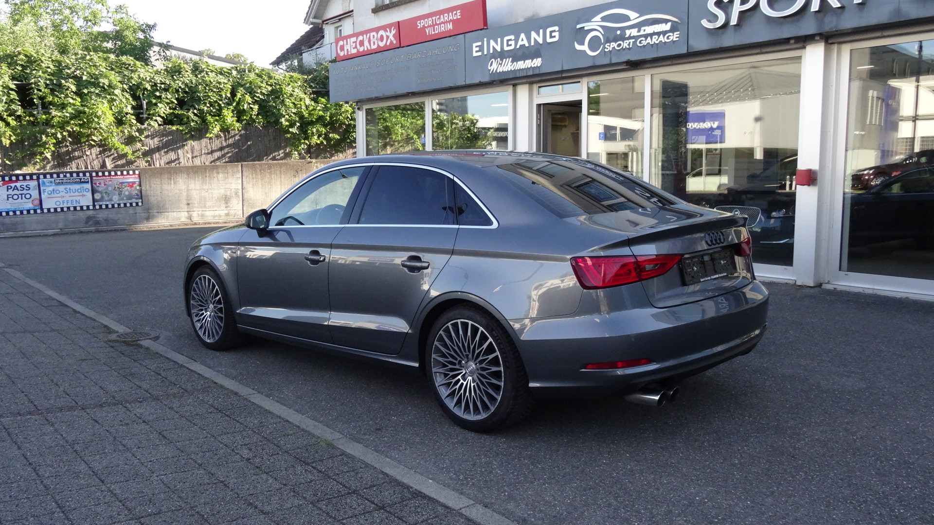 AUDI A3 Limousine 1.4 TFSI Attraction S-tronic-image-5