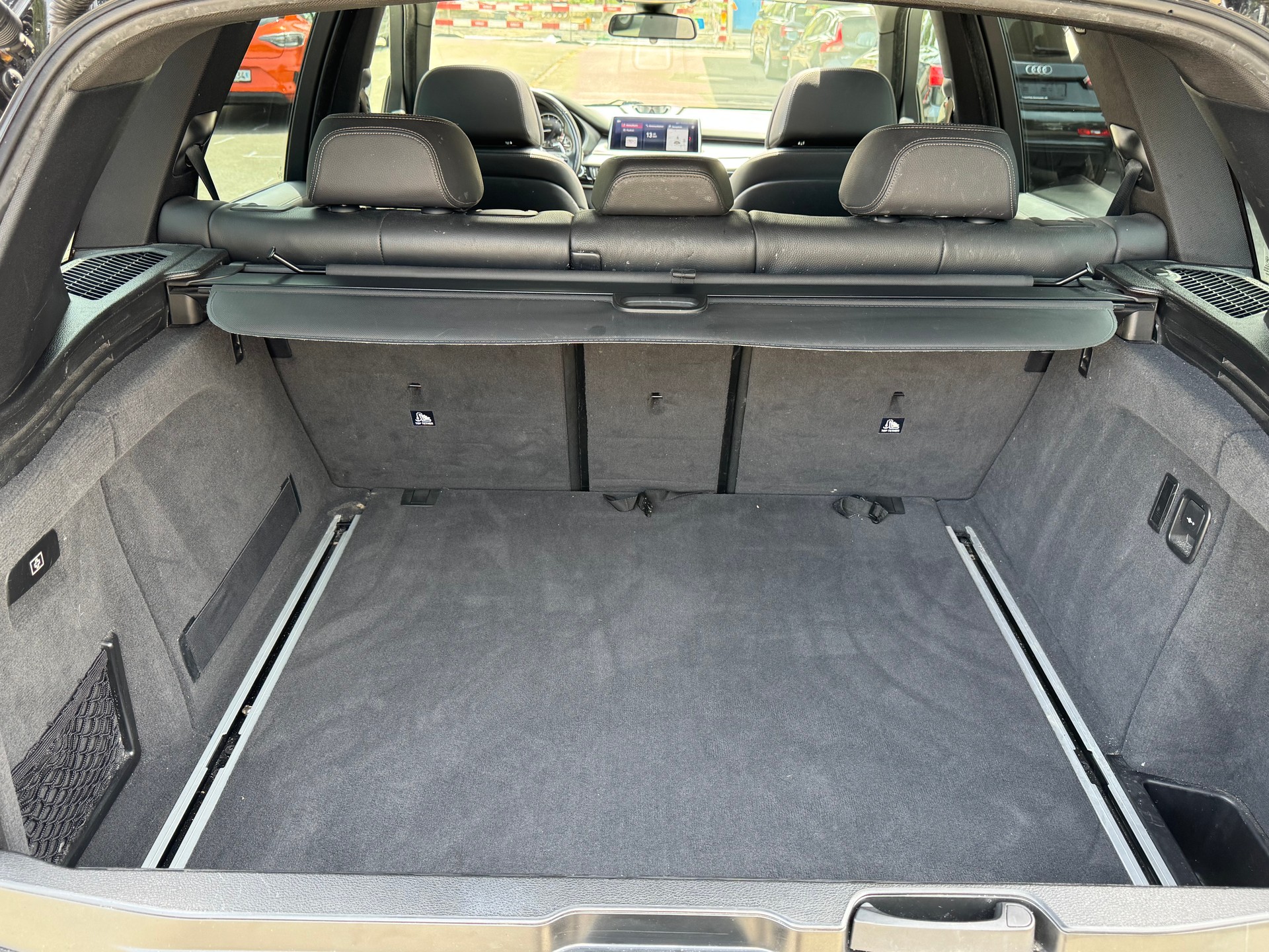 BMW X5 xDrive 40d Pure M Sport Steptronic-image-12
