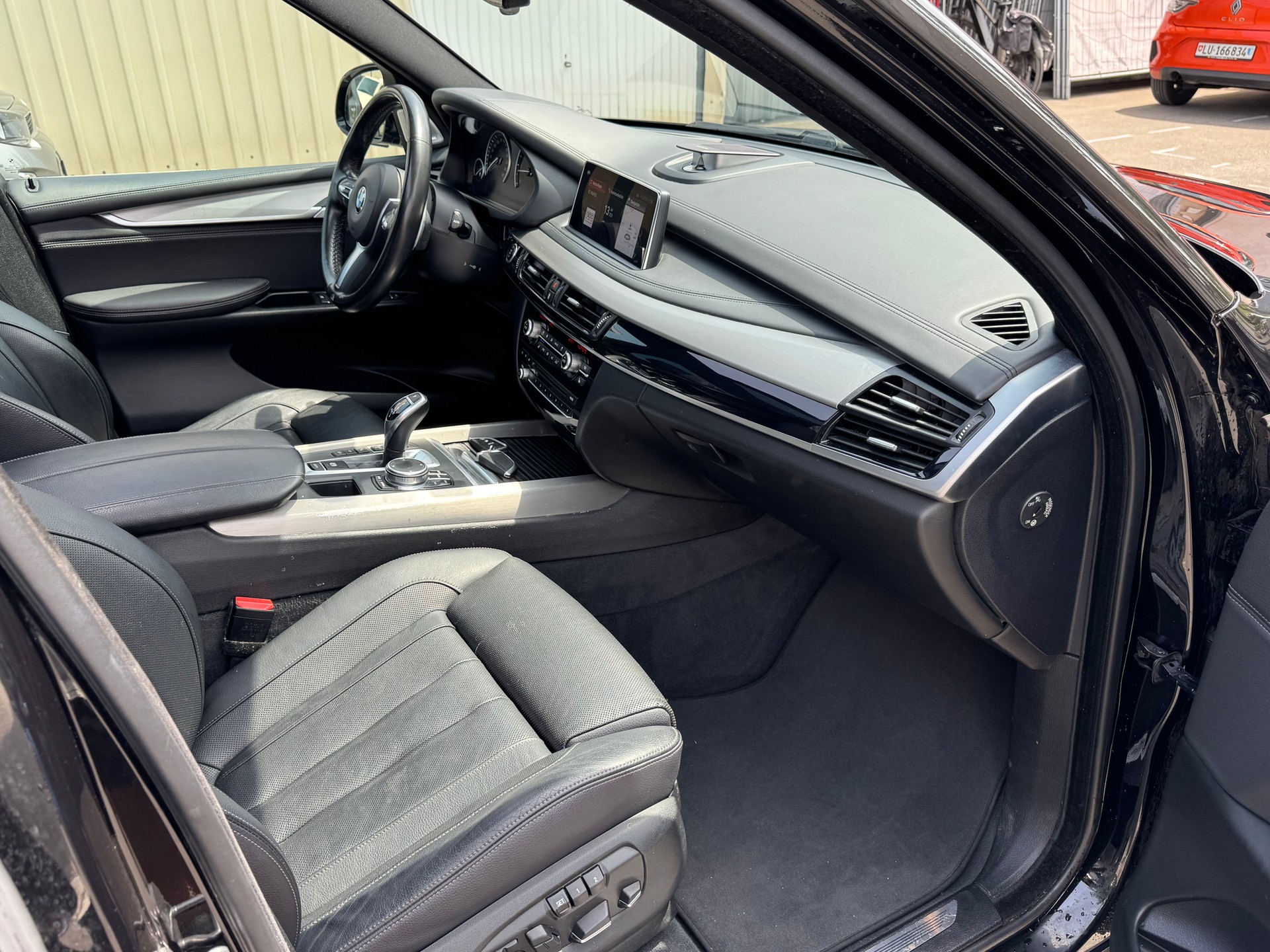 BMW X5 xDrive 40d Pure M Sport Steptronic-image-8