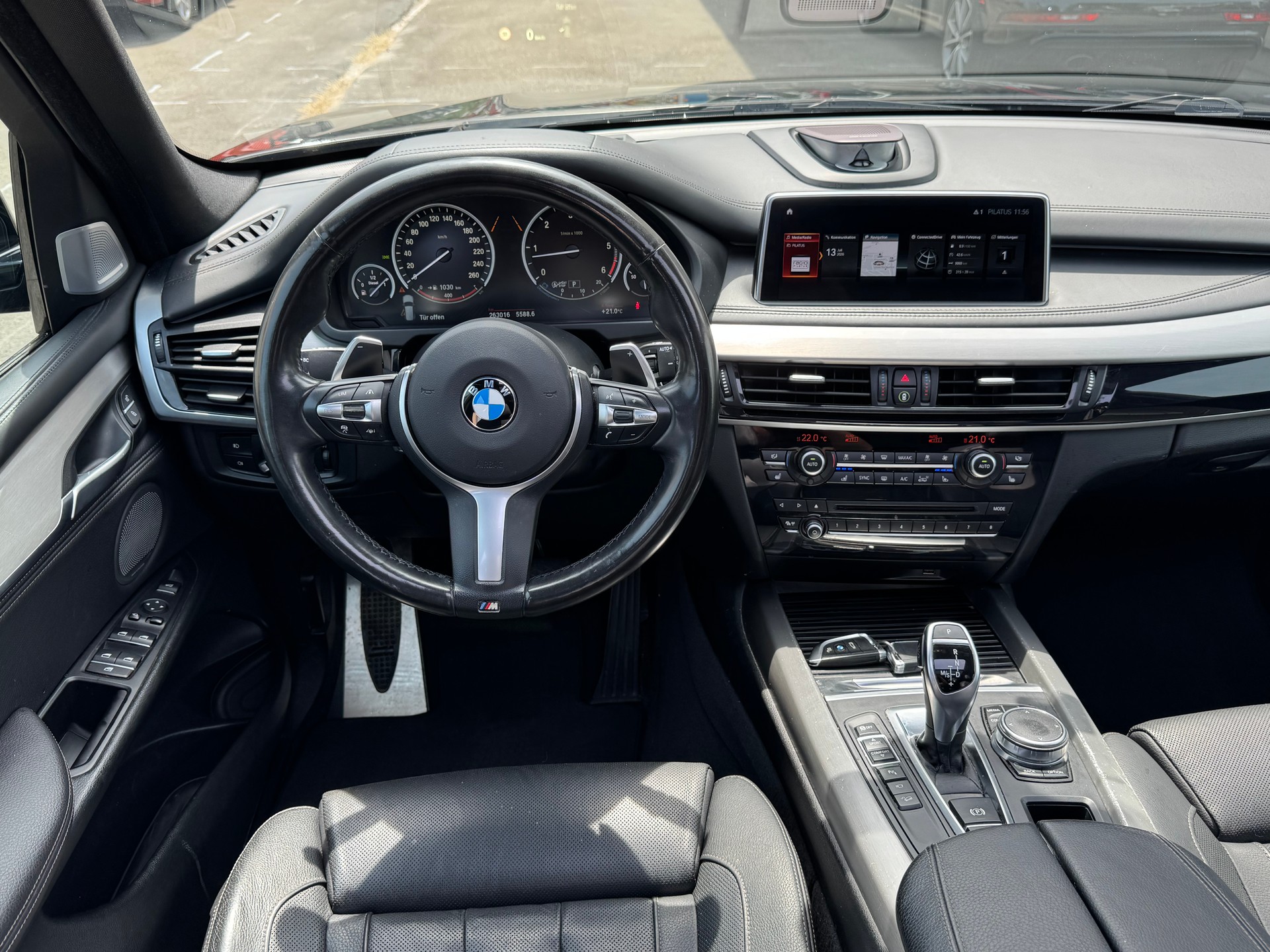 BMW X5 xDrive 40d Pure M Sport Steptronic-image-6
