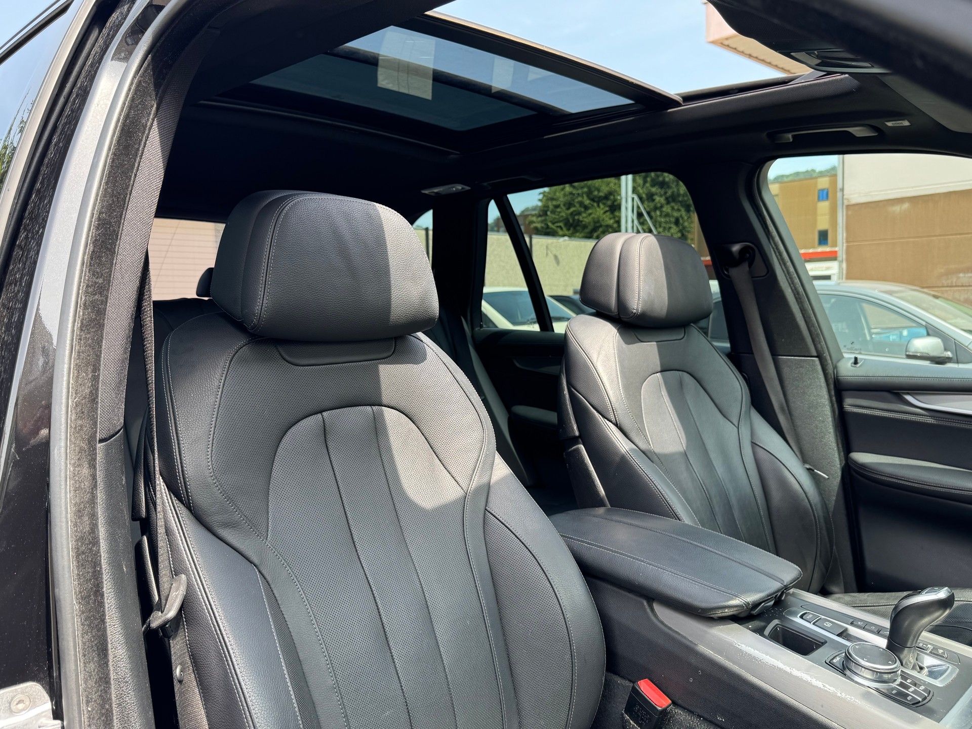 BMW X5 xDrive 40d Pure M Sport Steptronic-image-9