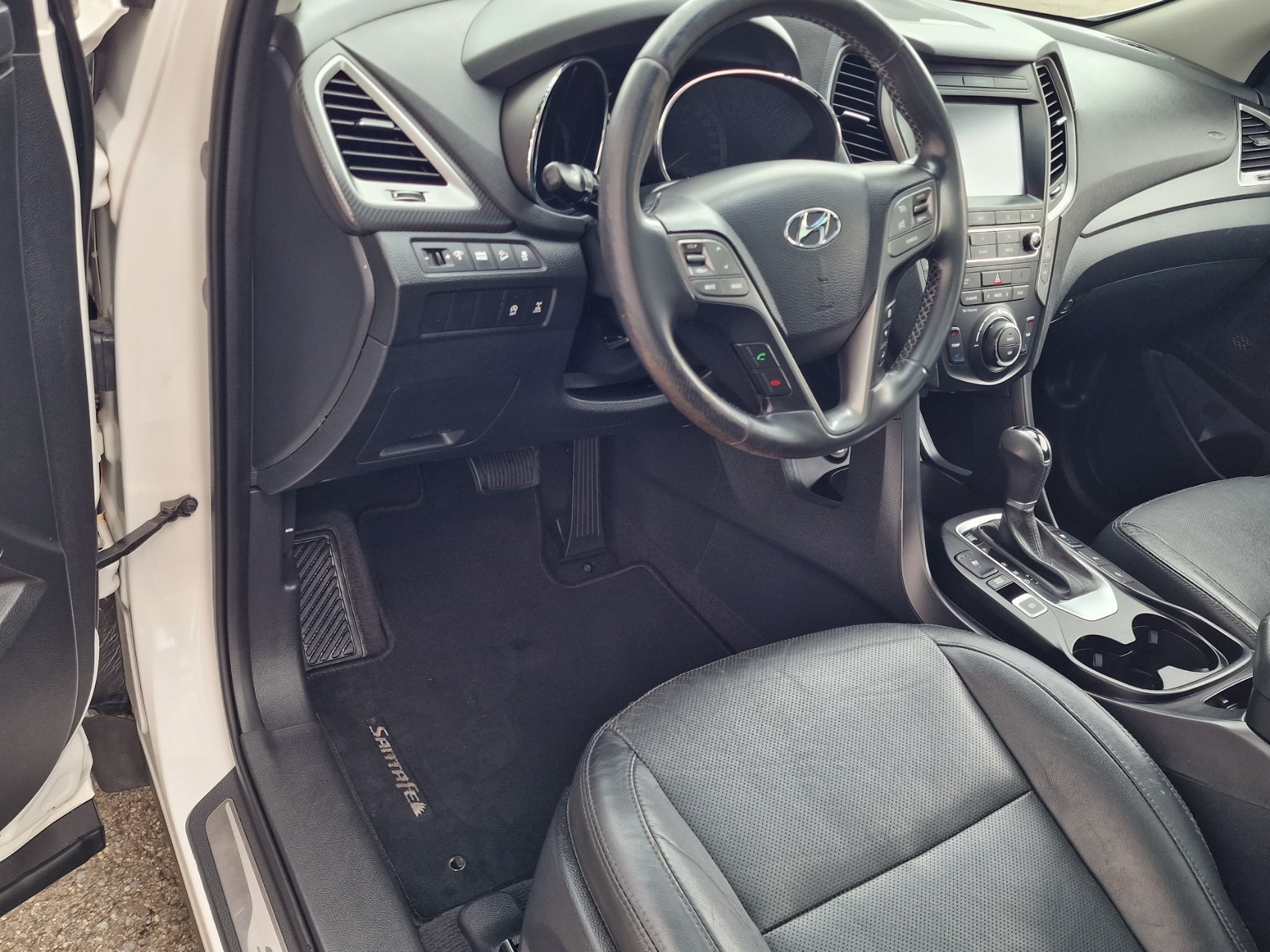 HYUNDAI Santa Fe 2.2 CRDI Vertex 4WD Automatic-image-8