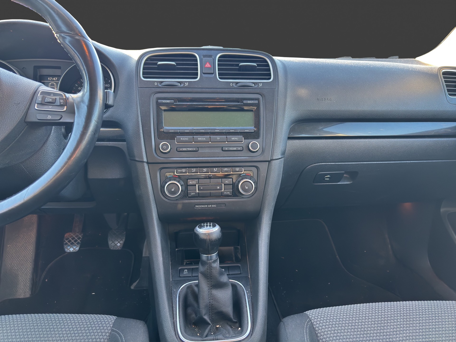 VW Golf Variant 1.6 TDI Comfortline 4Motion-image-10