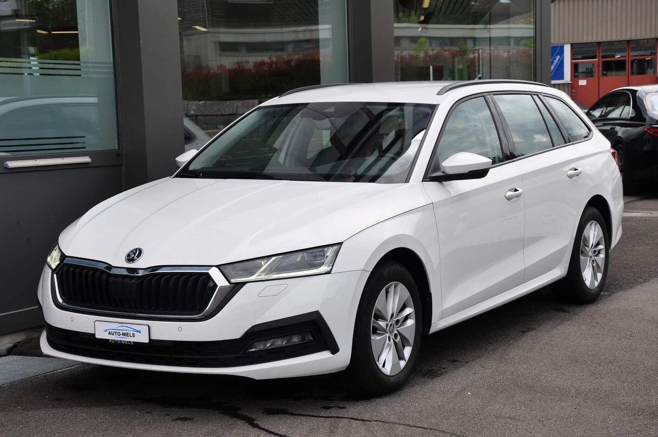 SKODA Octavia Combi 2.0 TDI DSG Ambition 4x4-image-3
