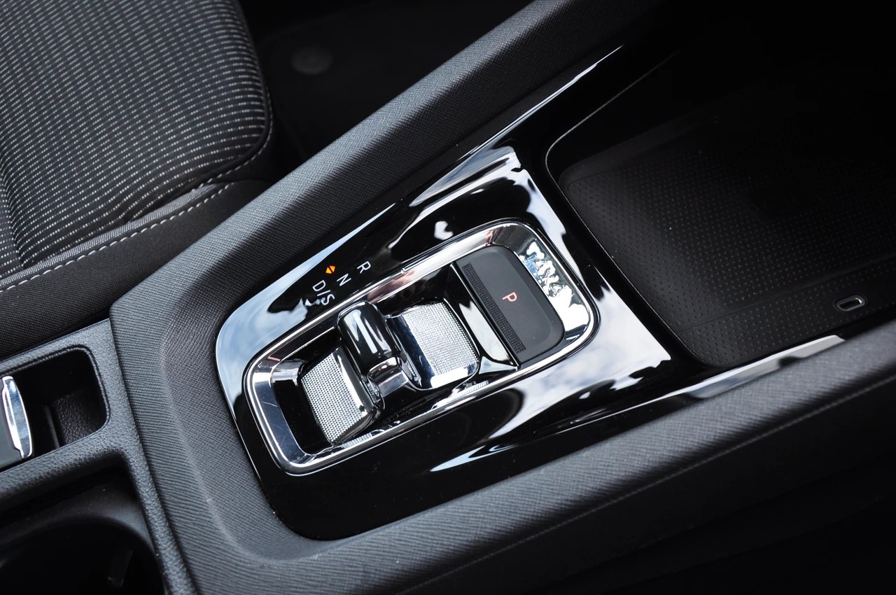 SKODA Octavia Combi 2.0 TDI DSG Ambition 4x4-image-22