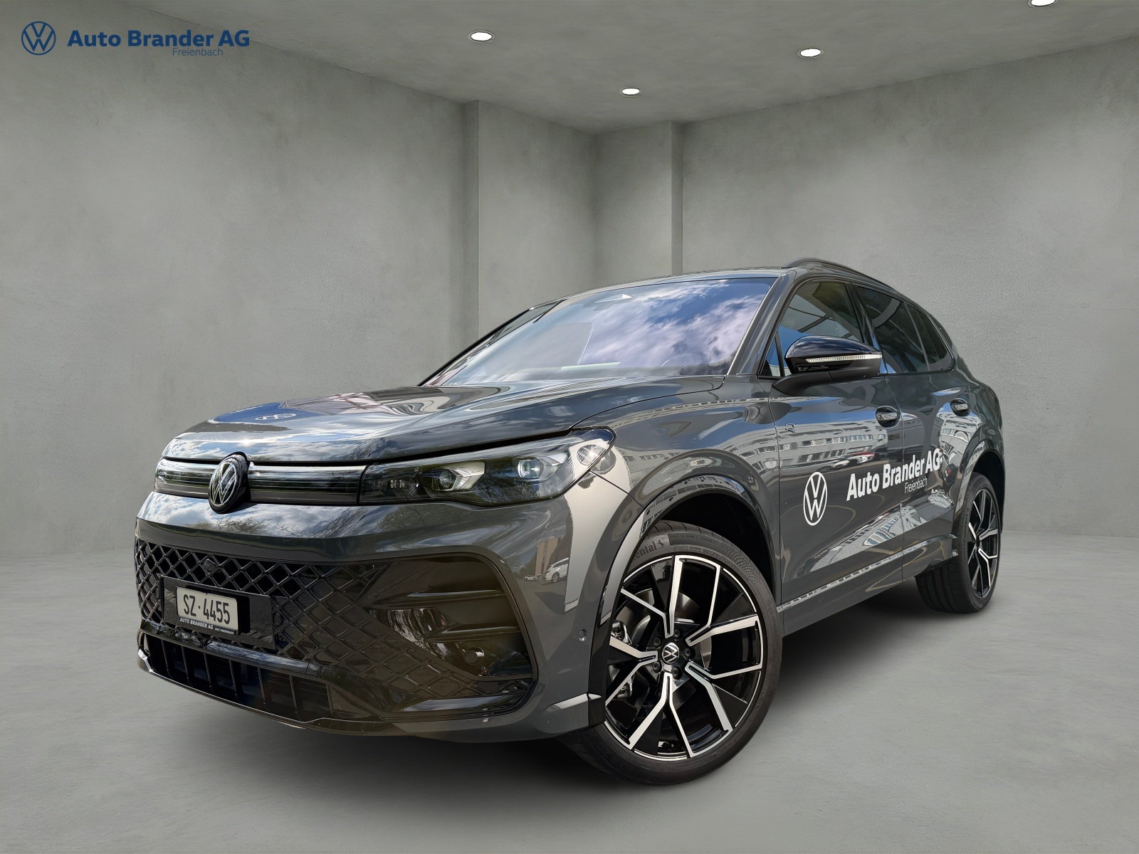 VW Tiguan 2.0 TSI DSG R-Line 4Motion-image-0