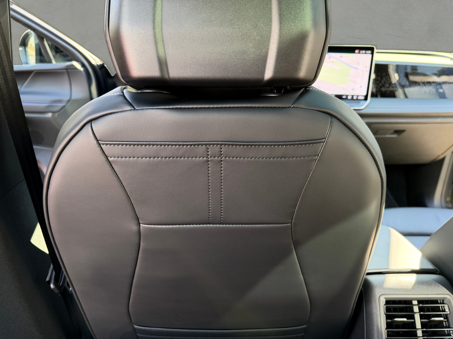VW Tiguan 2.0 TSI DSG R-Line 4Motion-image-14