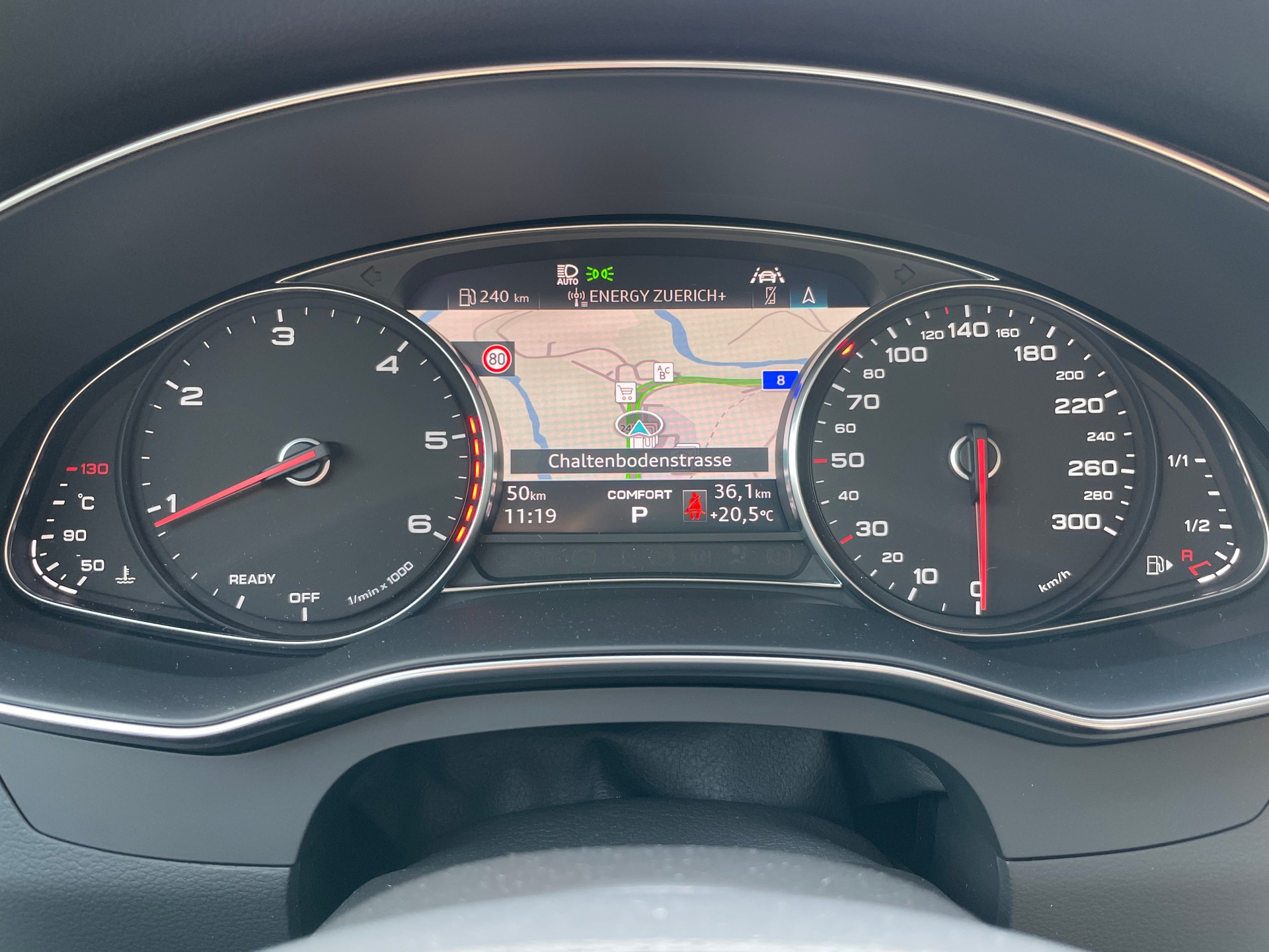 AUDI A6 Avant 40 TDI Sport S-tronic-image-25