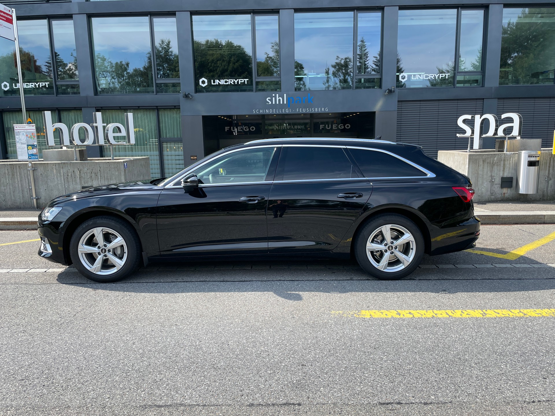 AUDI A6 Avant 40 TDI Sport S-tronic-image-9