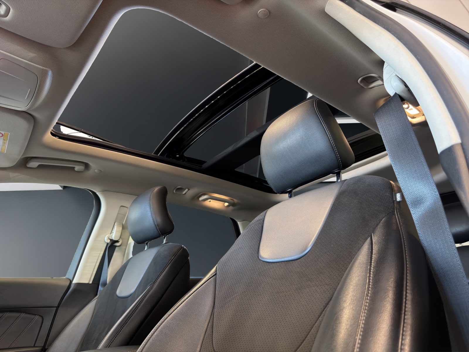 FORD Edge 2.0 TDCi ST-Line 4WD PowerShift-image-16