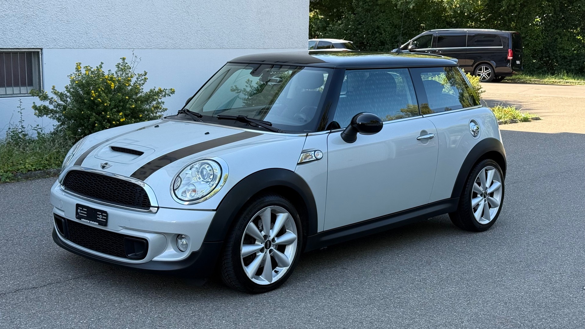 MINI Cooper S Steptronic-image-1