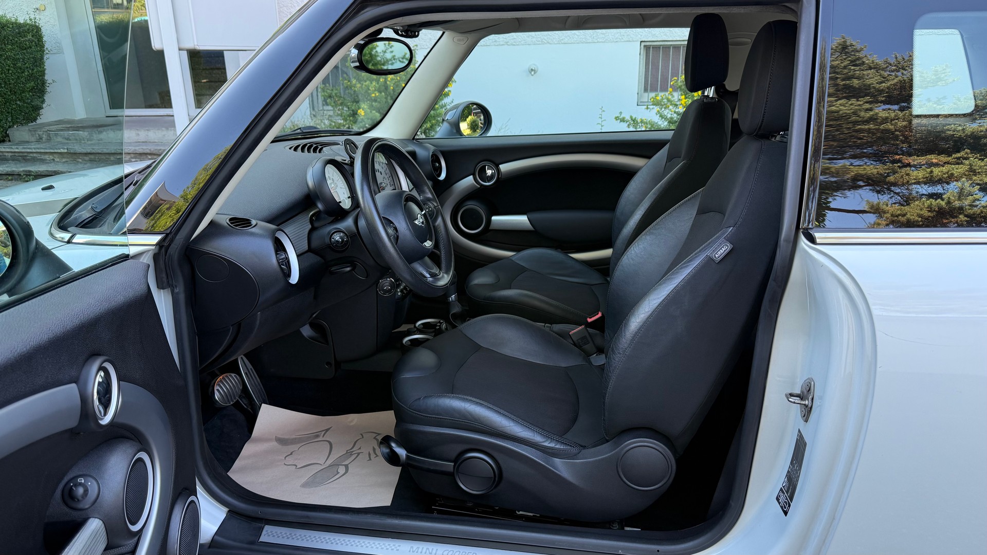 MINI Cooper S Steptronic-image-8