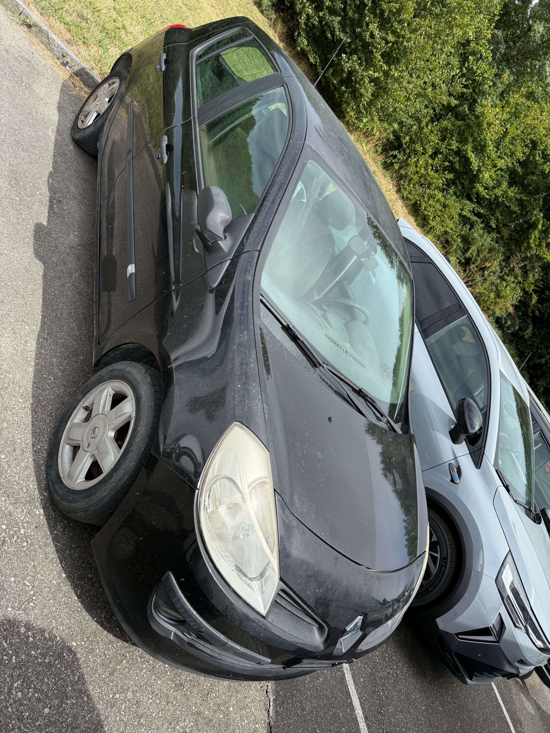 RENAULT Clio 1.4 16V Privilège