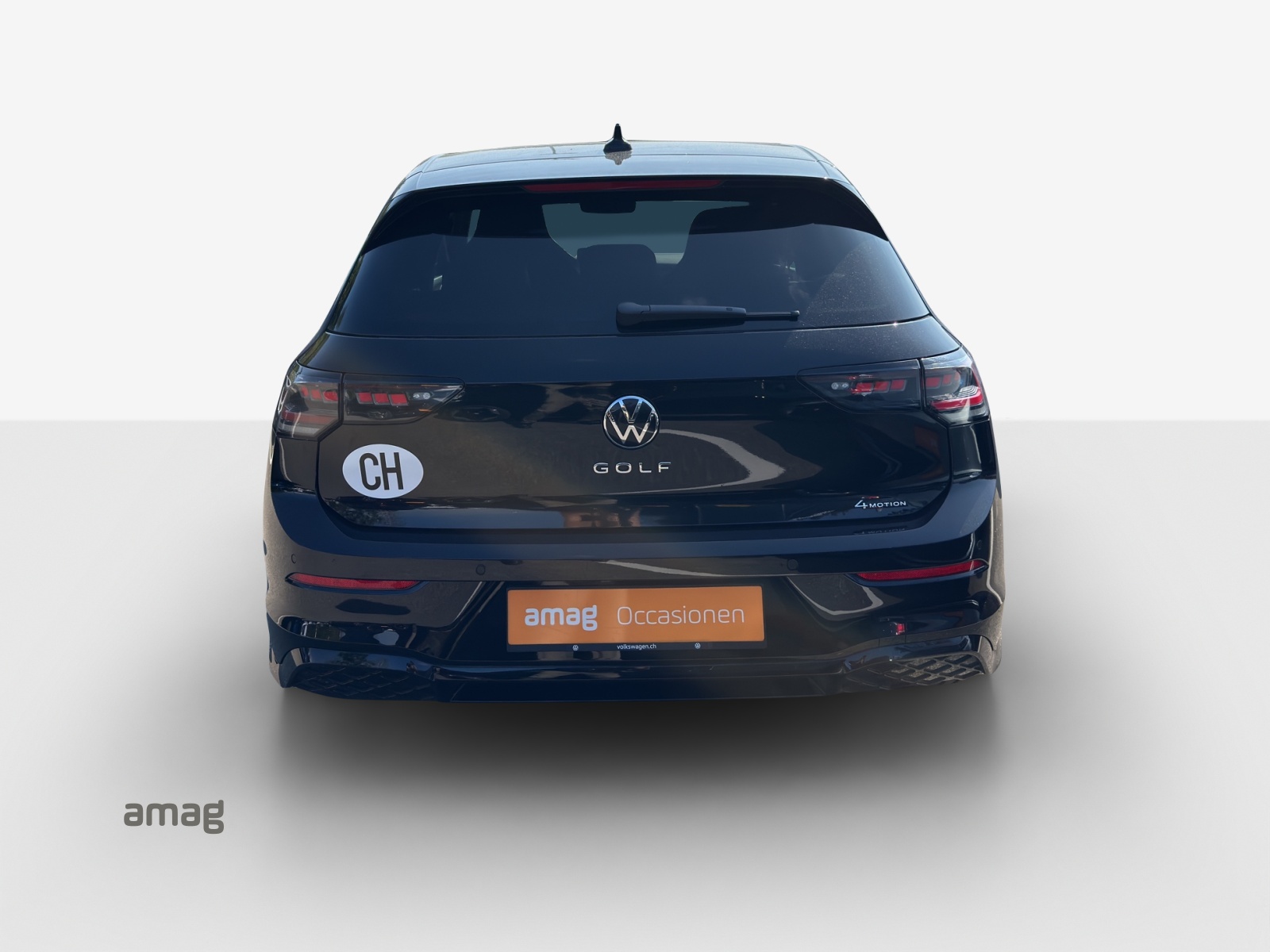 VW Golf 2.0 TSI R-Line DSG 4 Motion-image-2