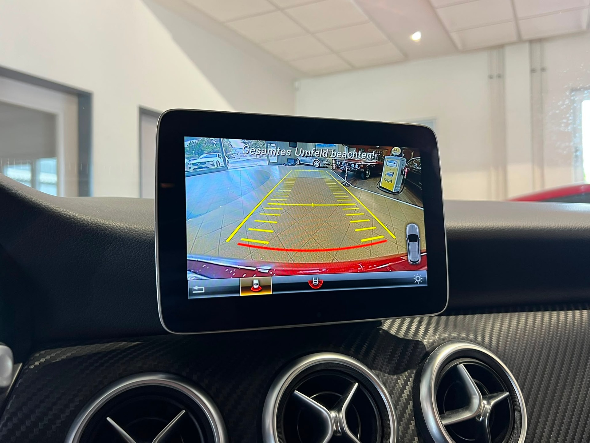 MERCEDES-BENZ A 180 AMG Line 7G-DCT Automat-image-8