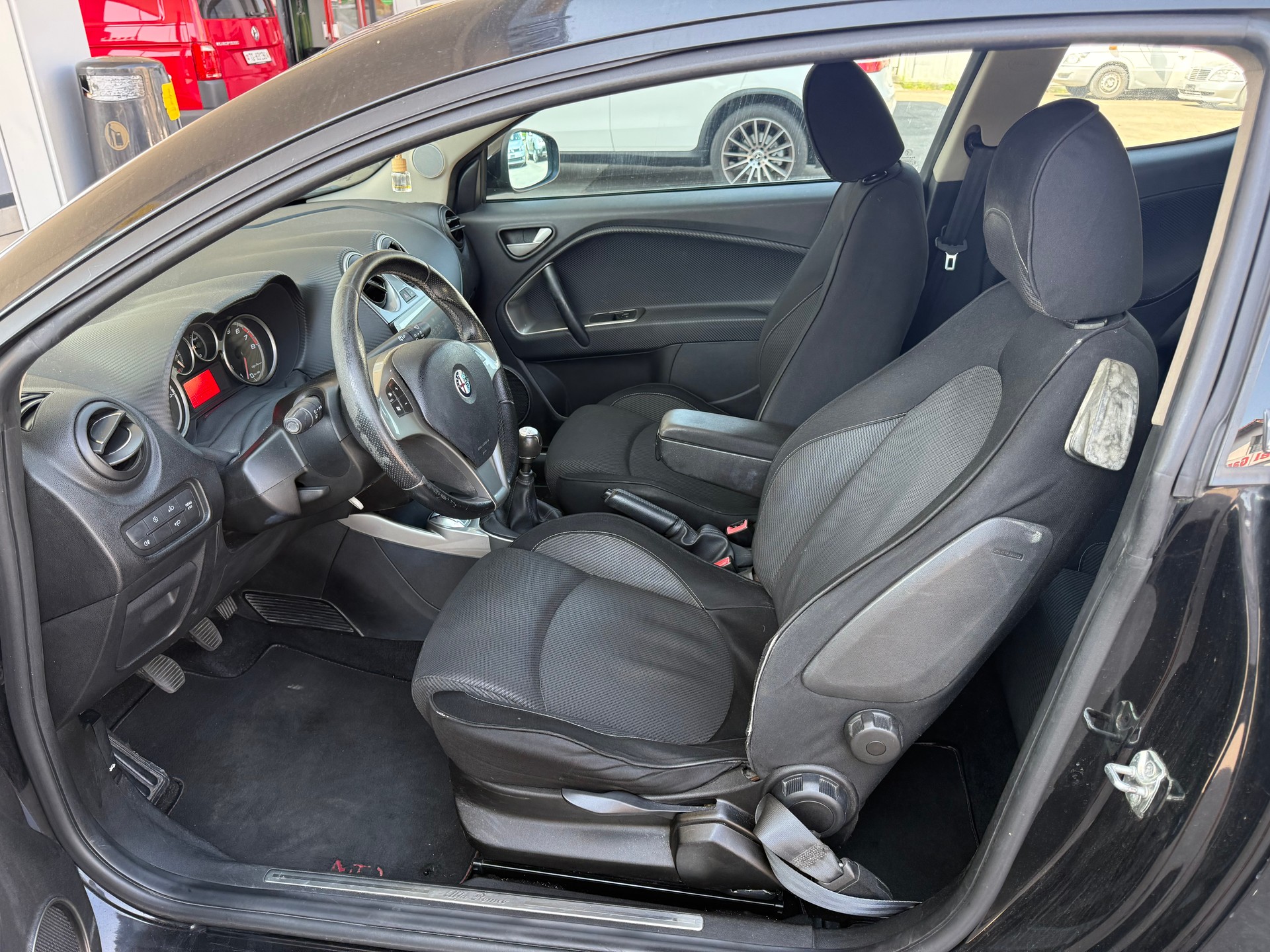ALFA ROMEO MiTo 1.4 Distinctive-image-7