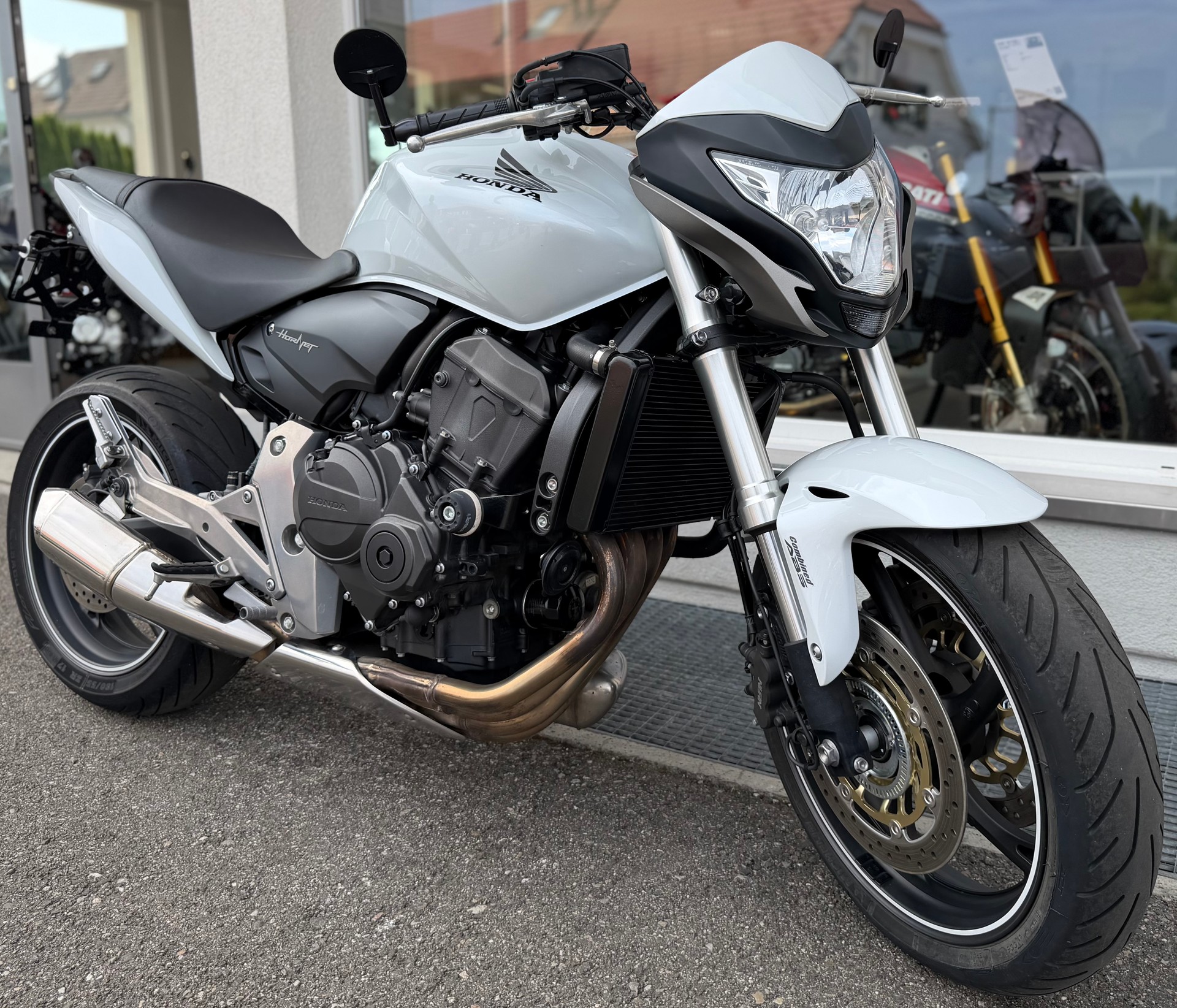 HONDA CB 600 F ABS Hornet-showroom-element-2