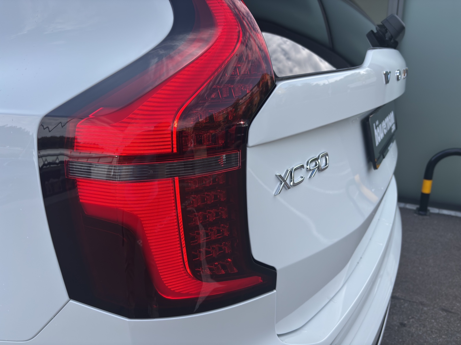 VOLVO XC90 2.0 T8 TE Ultra Dark eAWD-image-14
