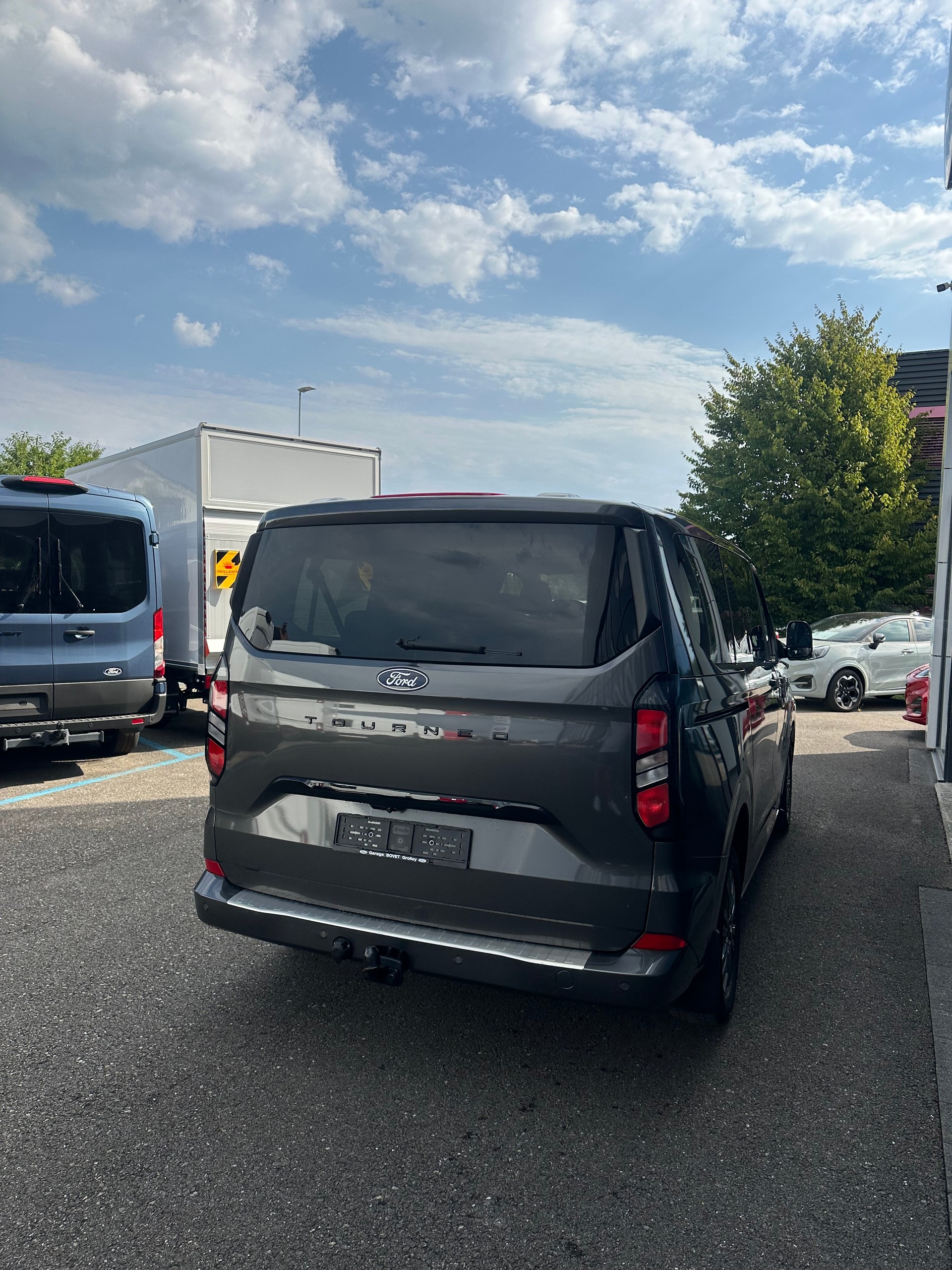 FORD Tourneo Custom 320 L1 2.0 EcoBlue 170 Titanium-image-5