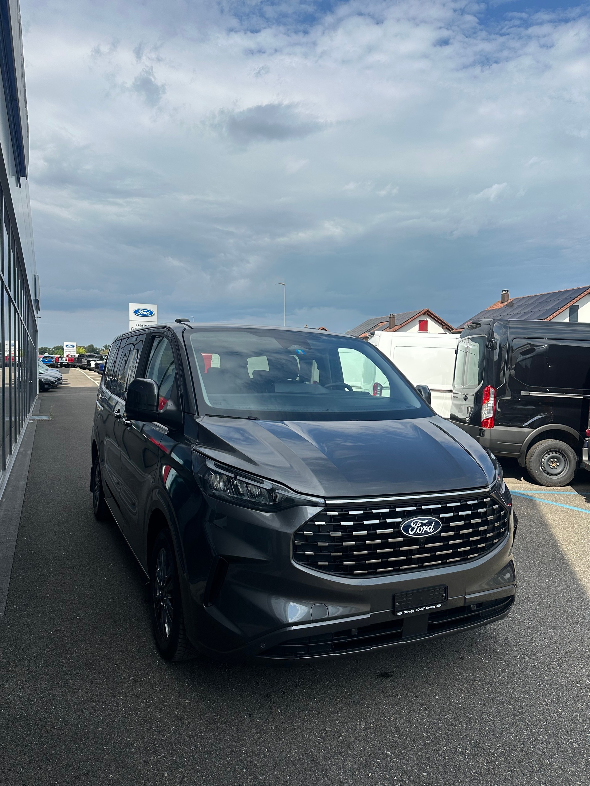 FORD Tourneo Custom 320 L1 2.0 EcoBlue 170 Titanium-image-6