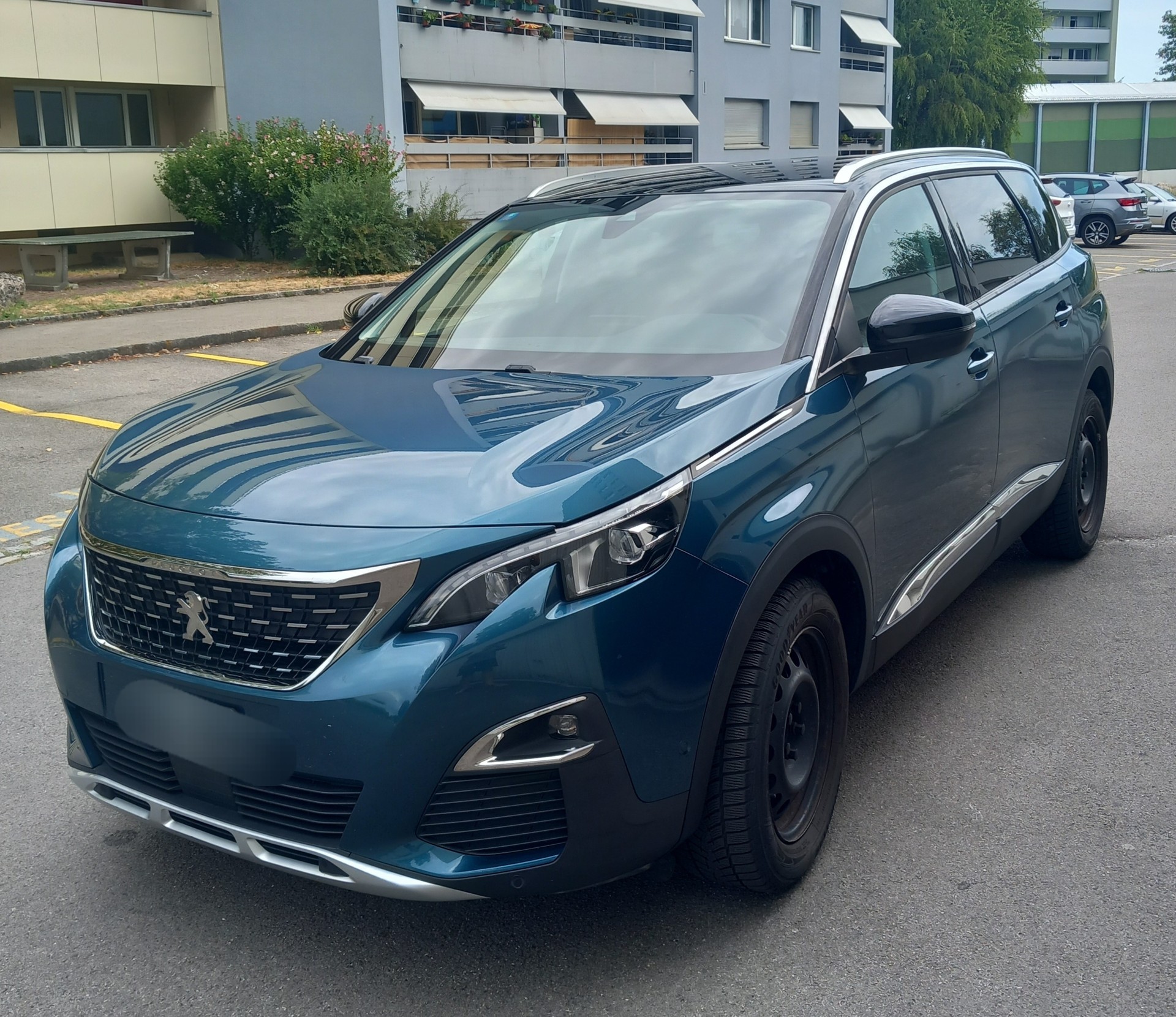 PEUGEOT Zahnriemen bei 123 000 k.m gewechselt. Garantie 12 Monate oder 20,000 k.m-image-1