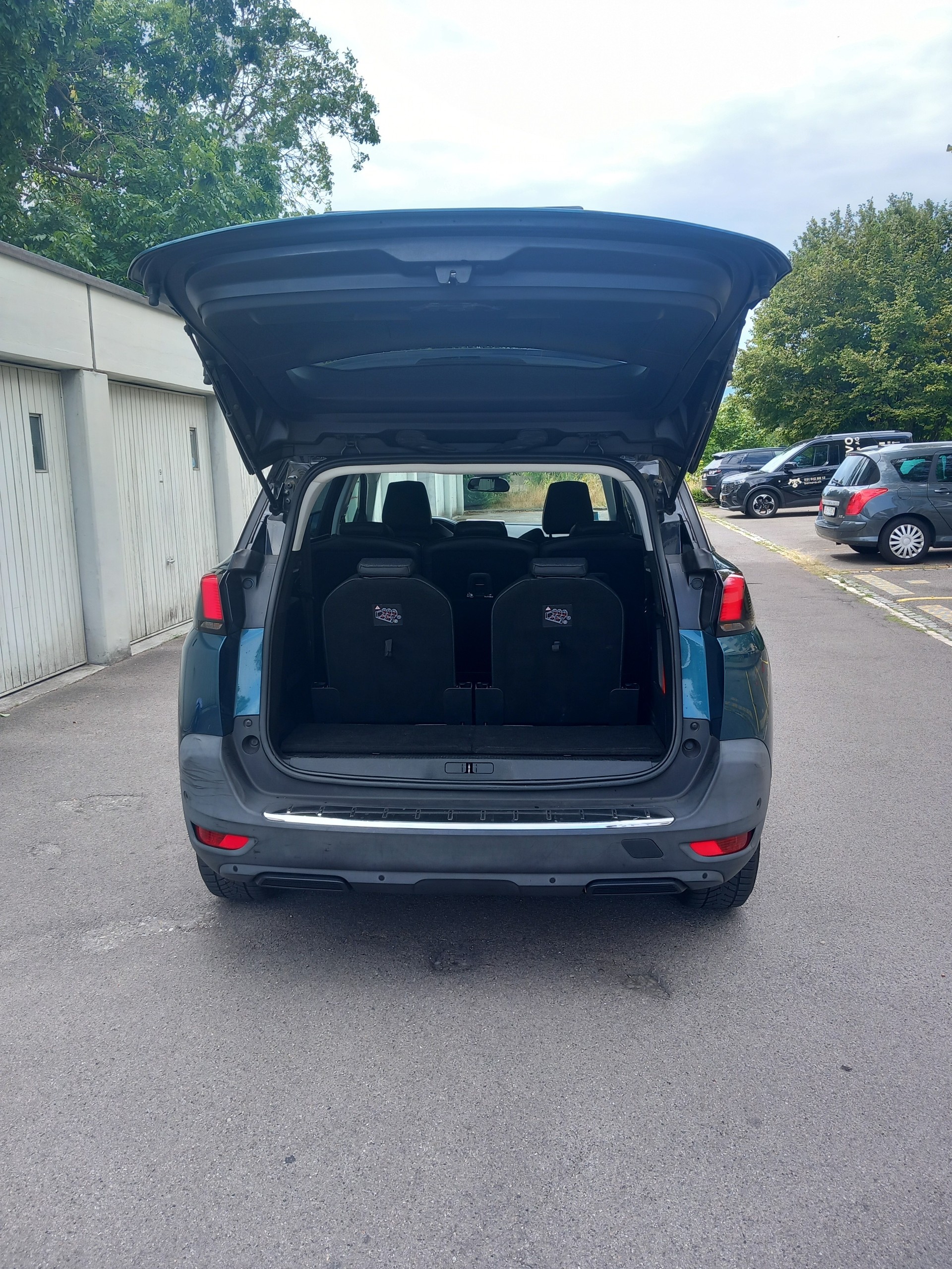 PEUGEOT Zahnriemen bei 123 000 k.m gewechselt. Garantie 12 Monate oder 20,000 k.m-image-12