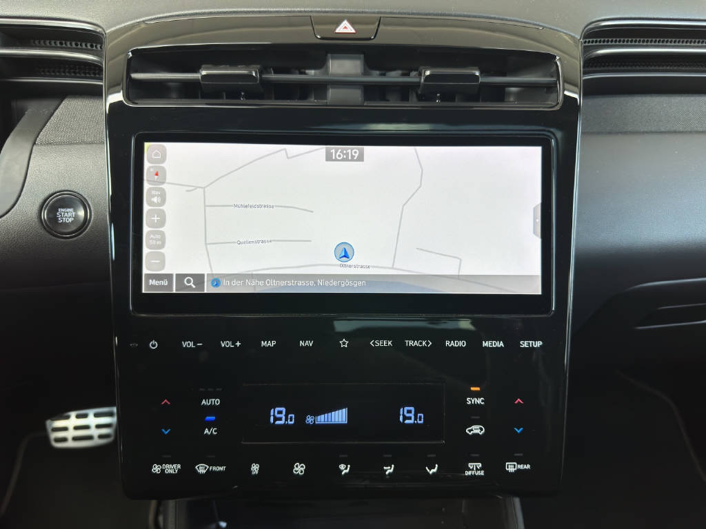 HYUNDAI TUCSON 1.6 T-GDi Hybrid N-Line LUX 4WD-image-14