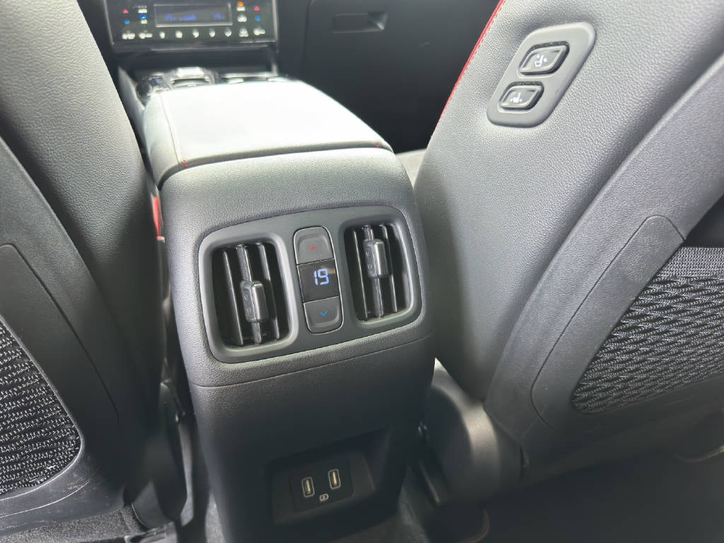 HYUNDAI TUCSON 1.6 T-GDi Hybrid N-Line LUX 4WD-image-17
