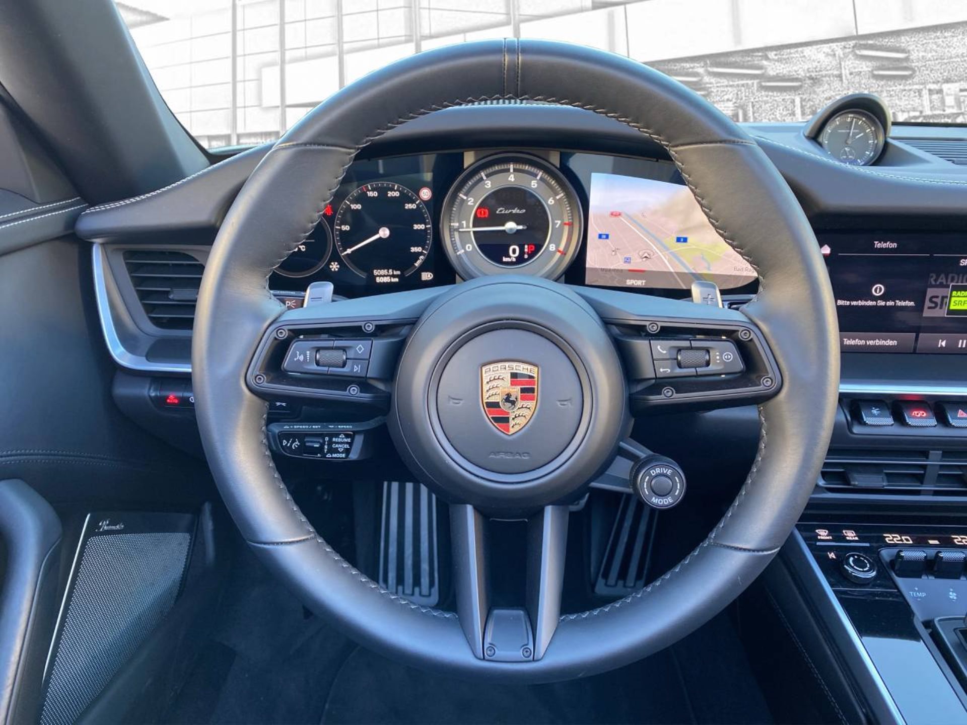 PORSCHE 911 Turbo Cabriolet-image-14