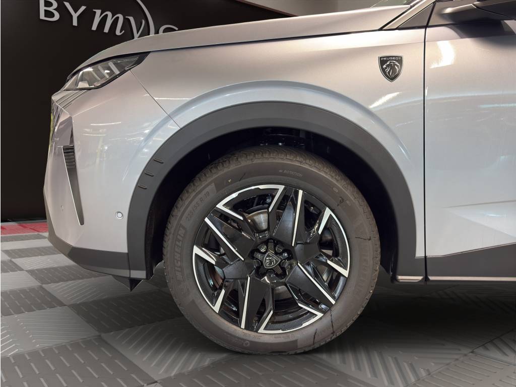 PEUGEOT 3008 145 e-DCS6 Hybrid GT-image-15
