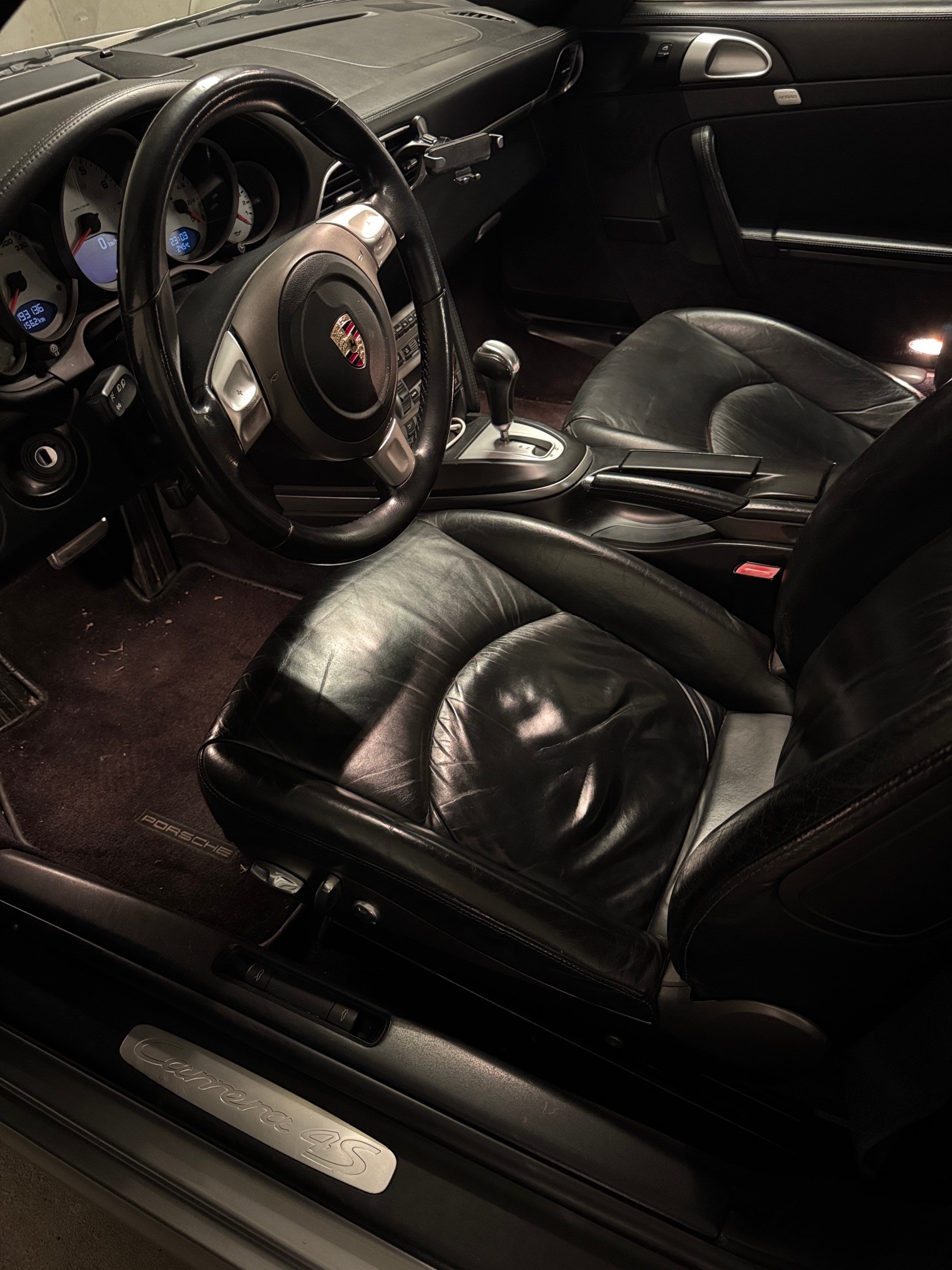 PORSCHE 3.8 Carrera 4S-image-5