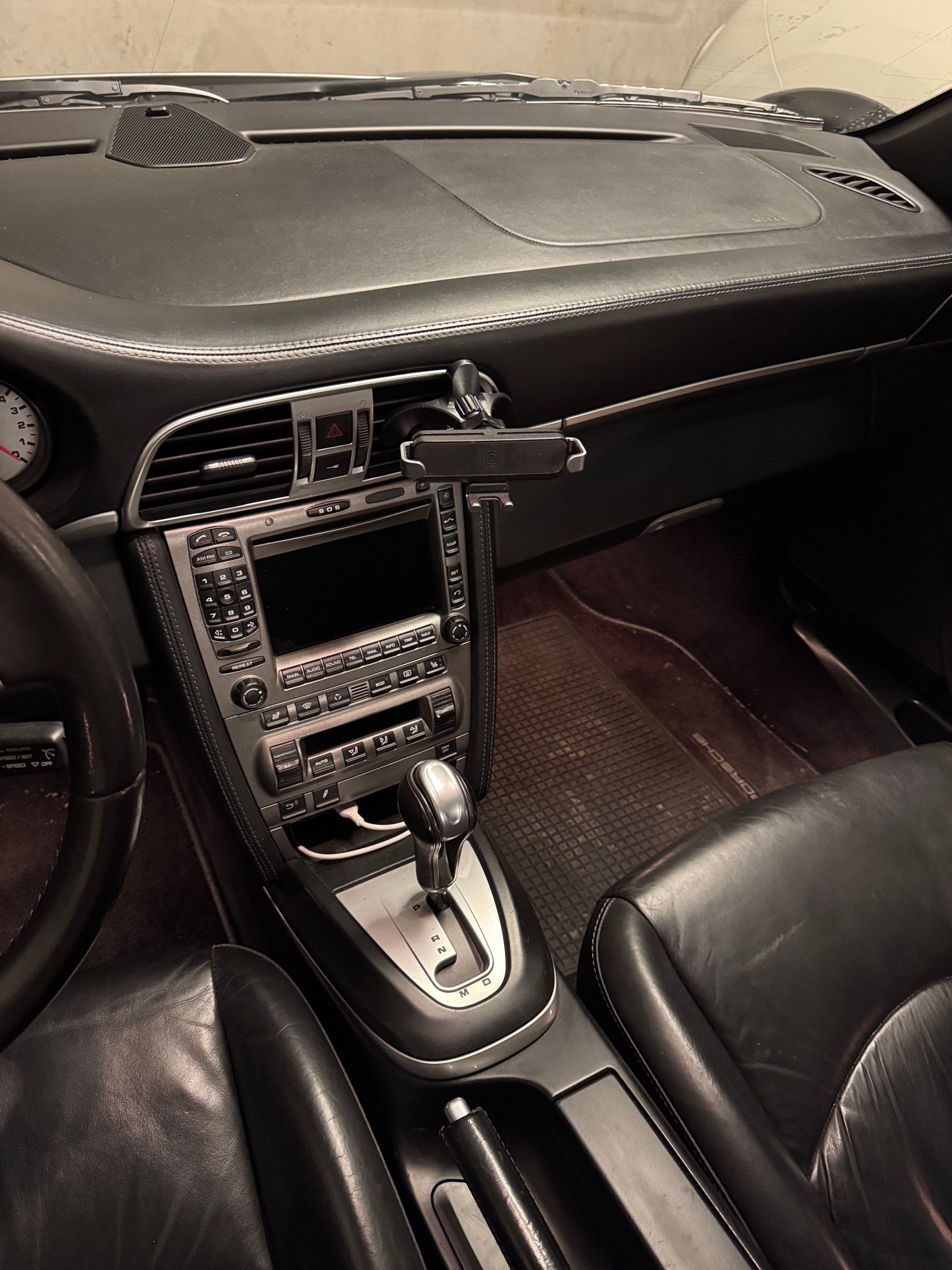 PORSCHE 3.8 Carrera 4S-image-6