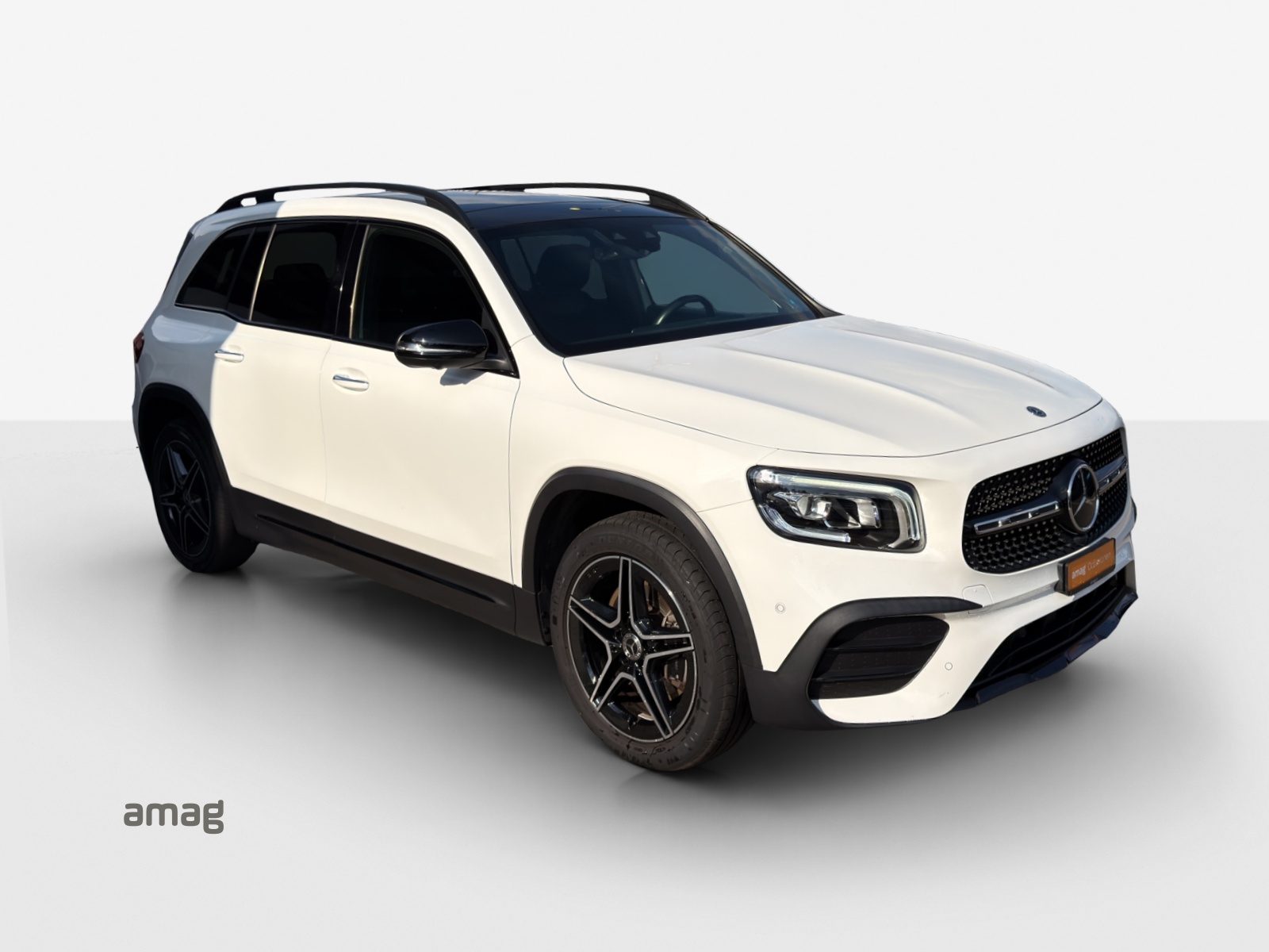 MERCEDES-BENZ GLB 250 4Matic AMG Line 8G-Tronic-image-5