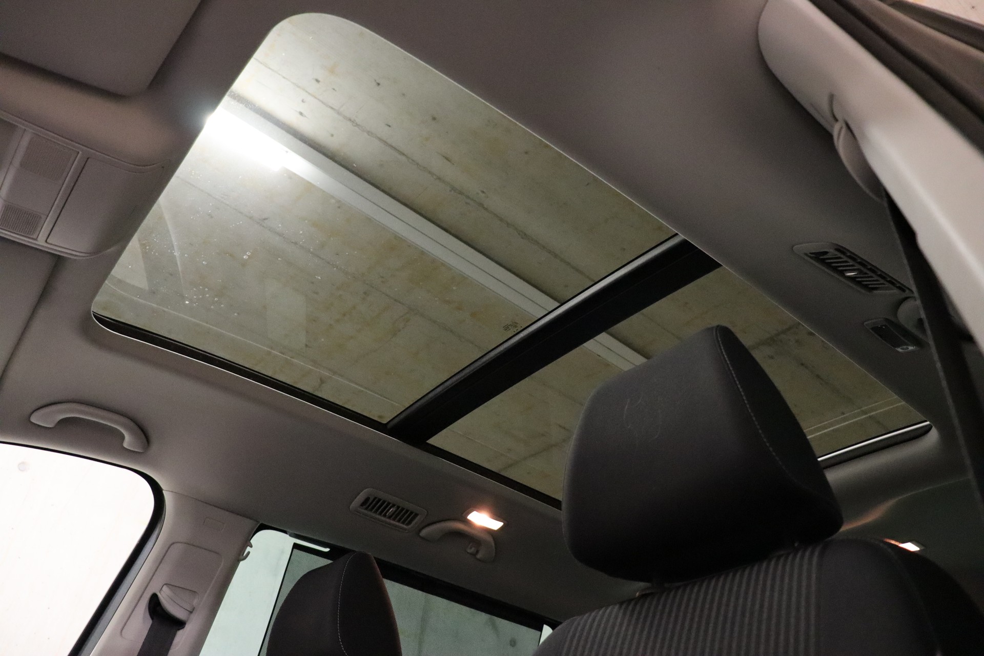 SEAT Alhambra 2.0 TDI Style Eco DSG-image-17