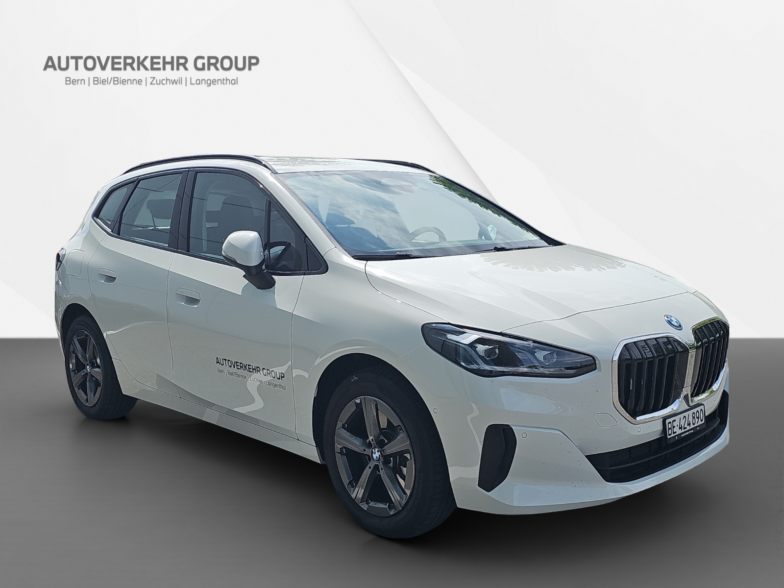 BMW 230e xDrive Act. Tourer-image-8