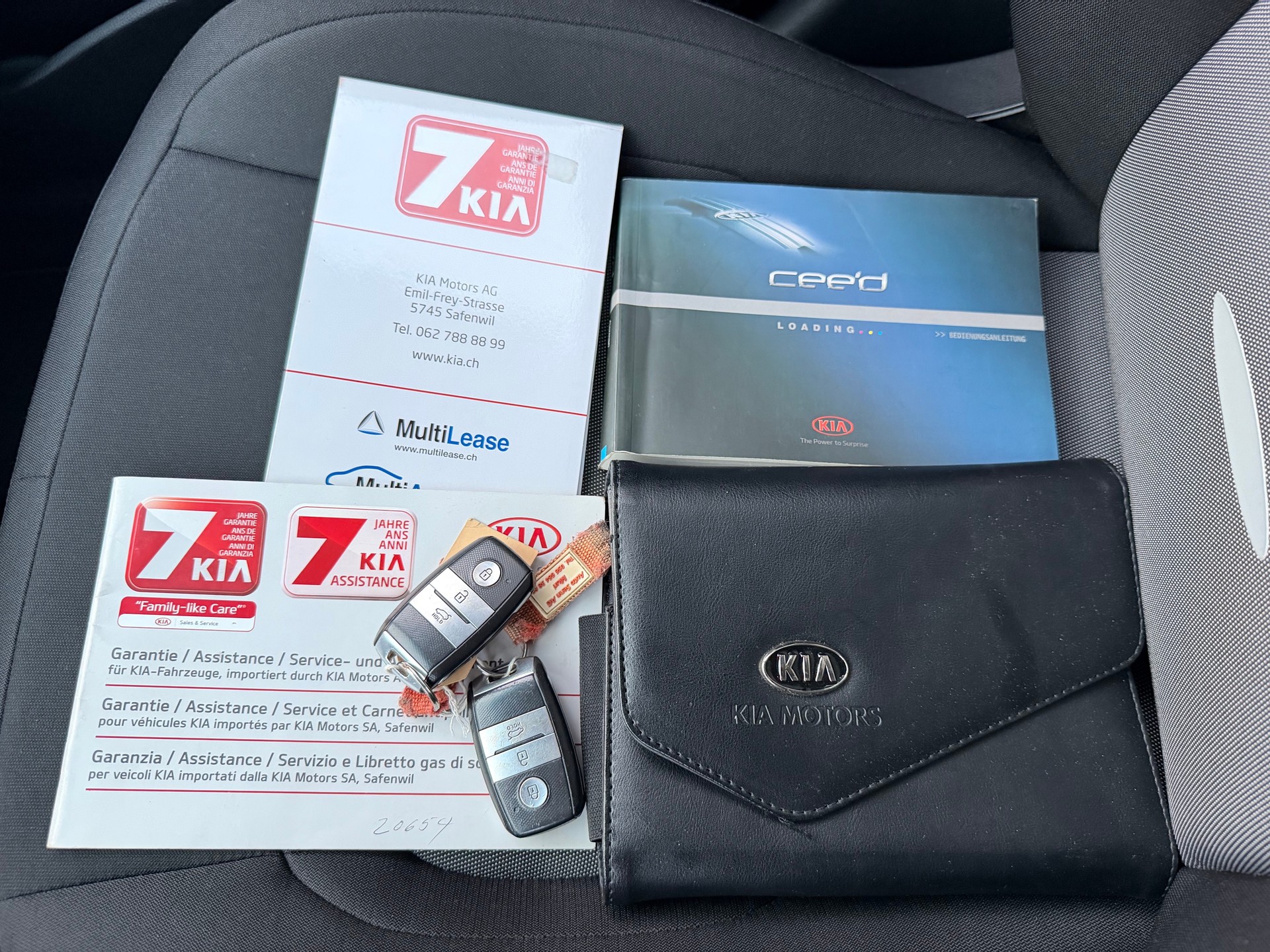 KIA Cee'd 1.6 GDi Style DCT-image-23