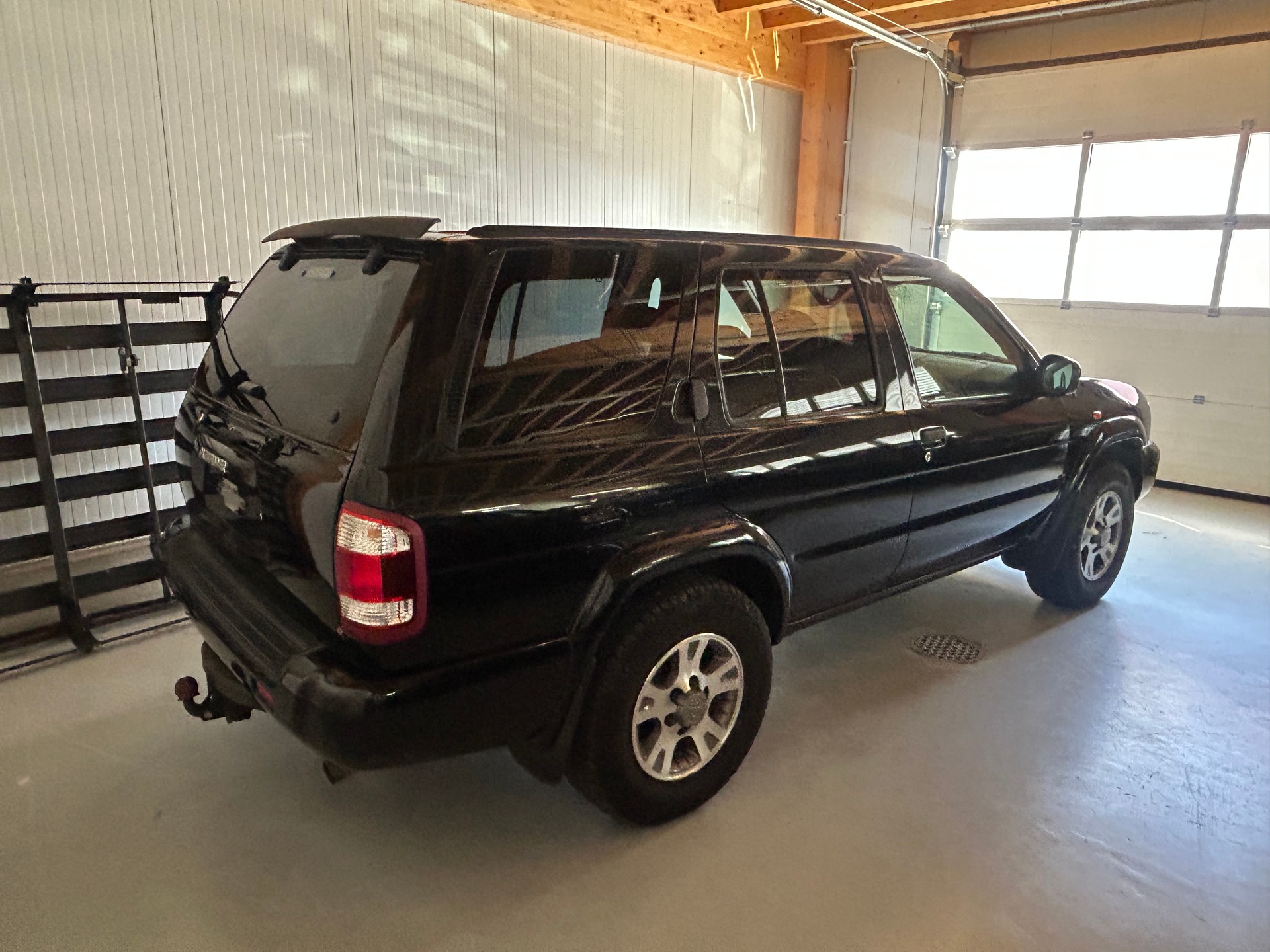 NISSAN Pathfinder 3.5 Executive Limited Edition V6-image-4