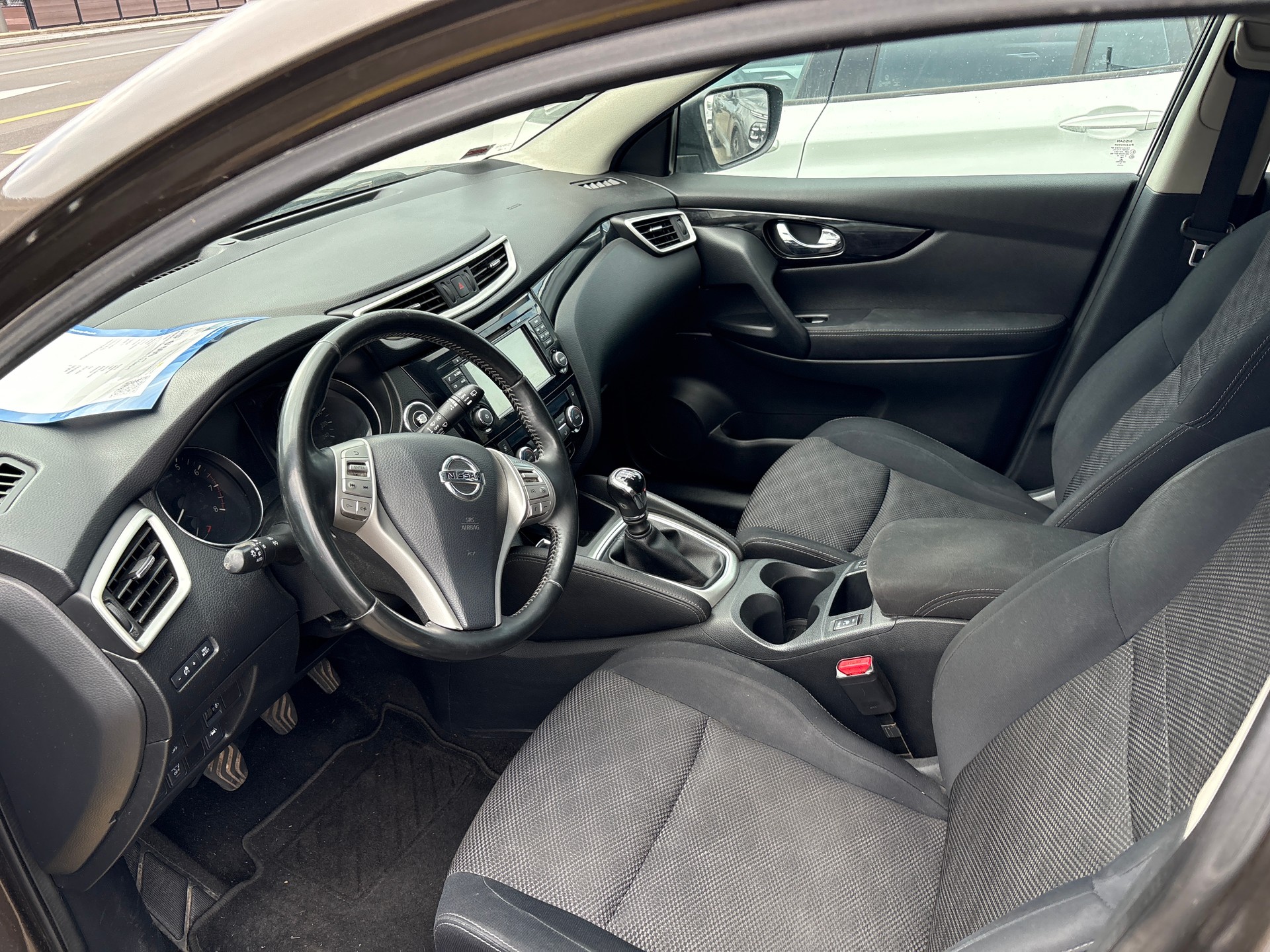 NISSAN Qashqai 1.2 DIG-T visia-image-6
