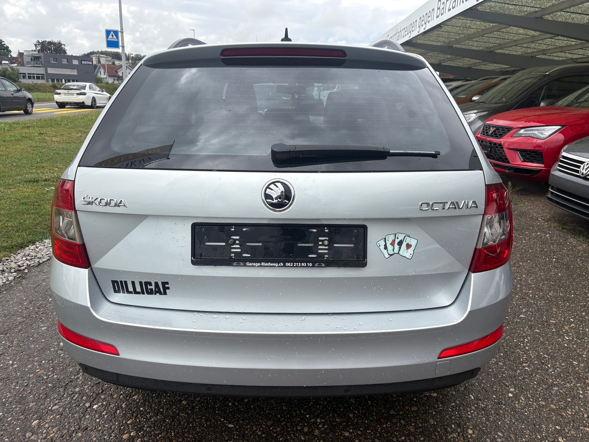SKODA Octavia Combi 2.0 TDI Ambition DSG-image-4