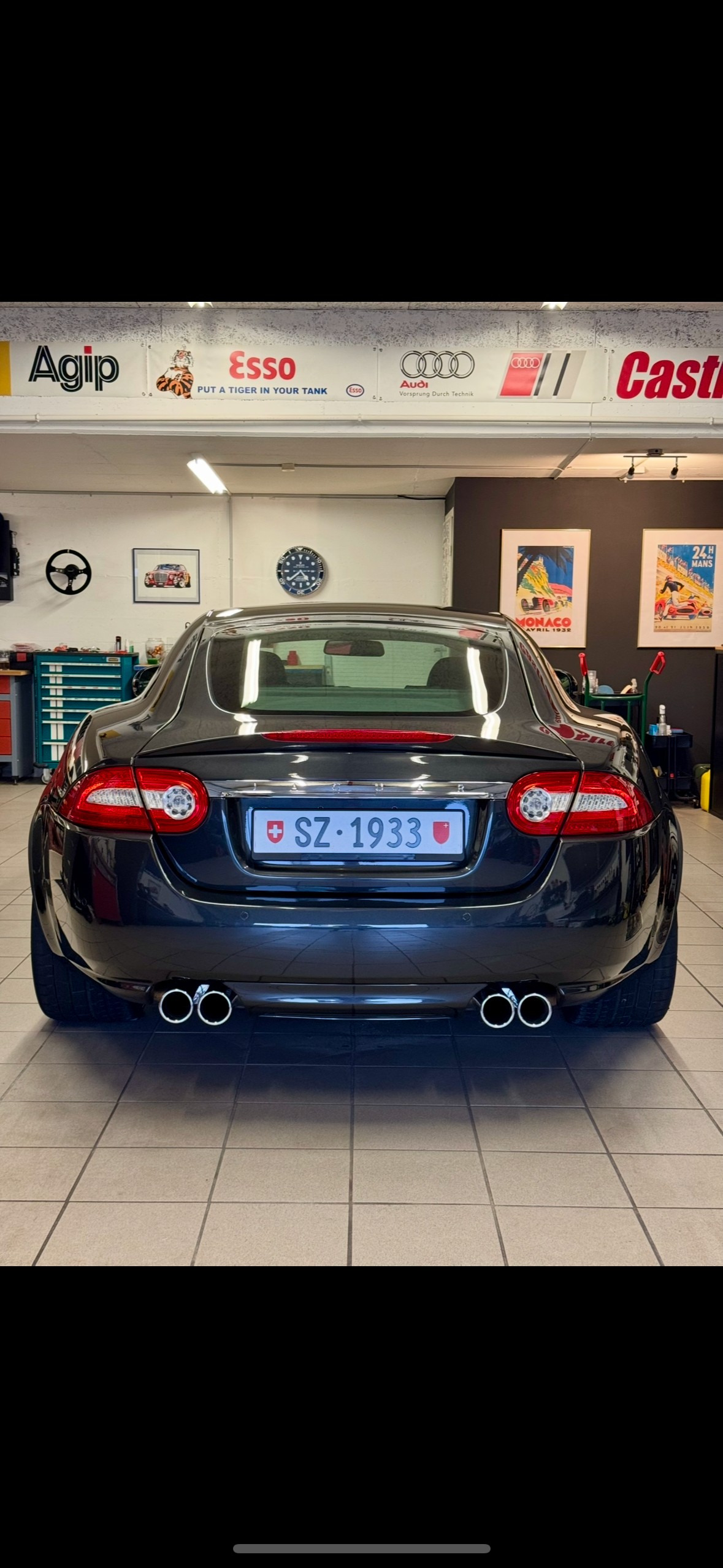 JAGUAR XKR-image-2