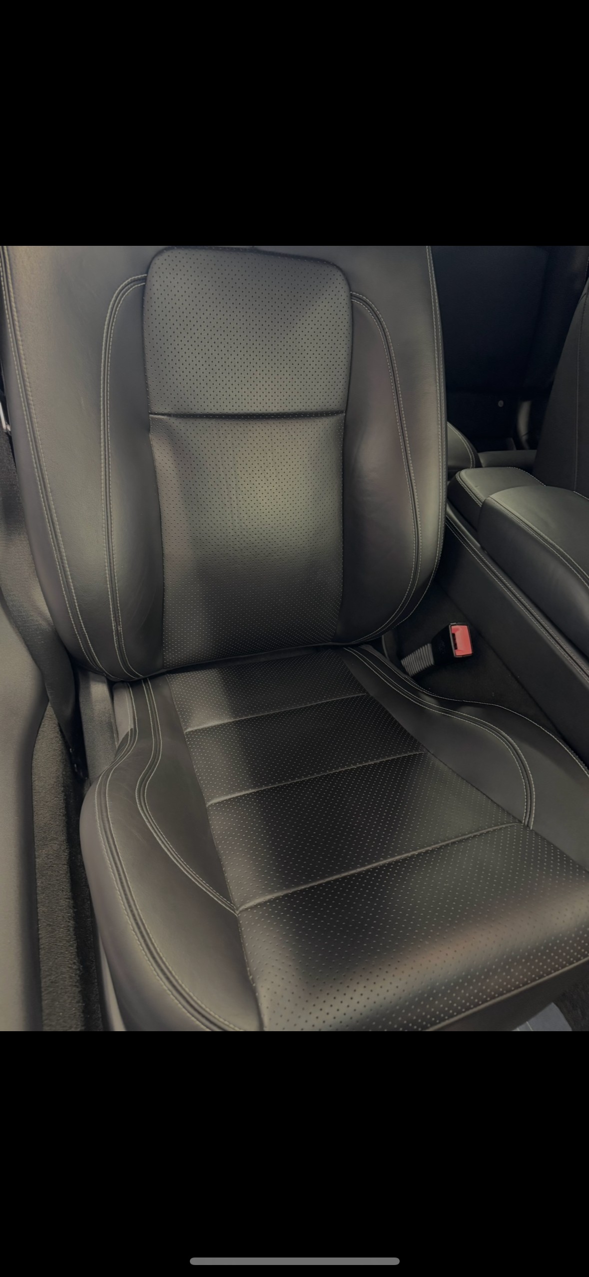 JAGUAR XKR-image-9
