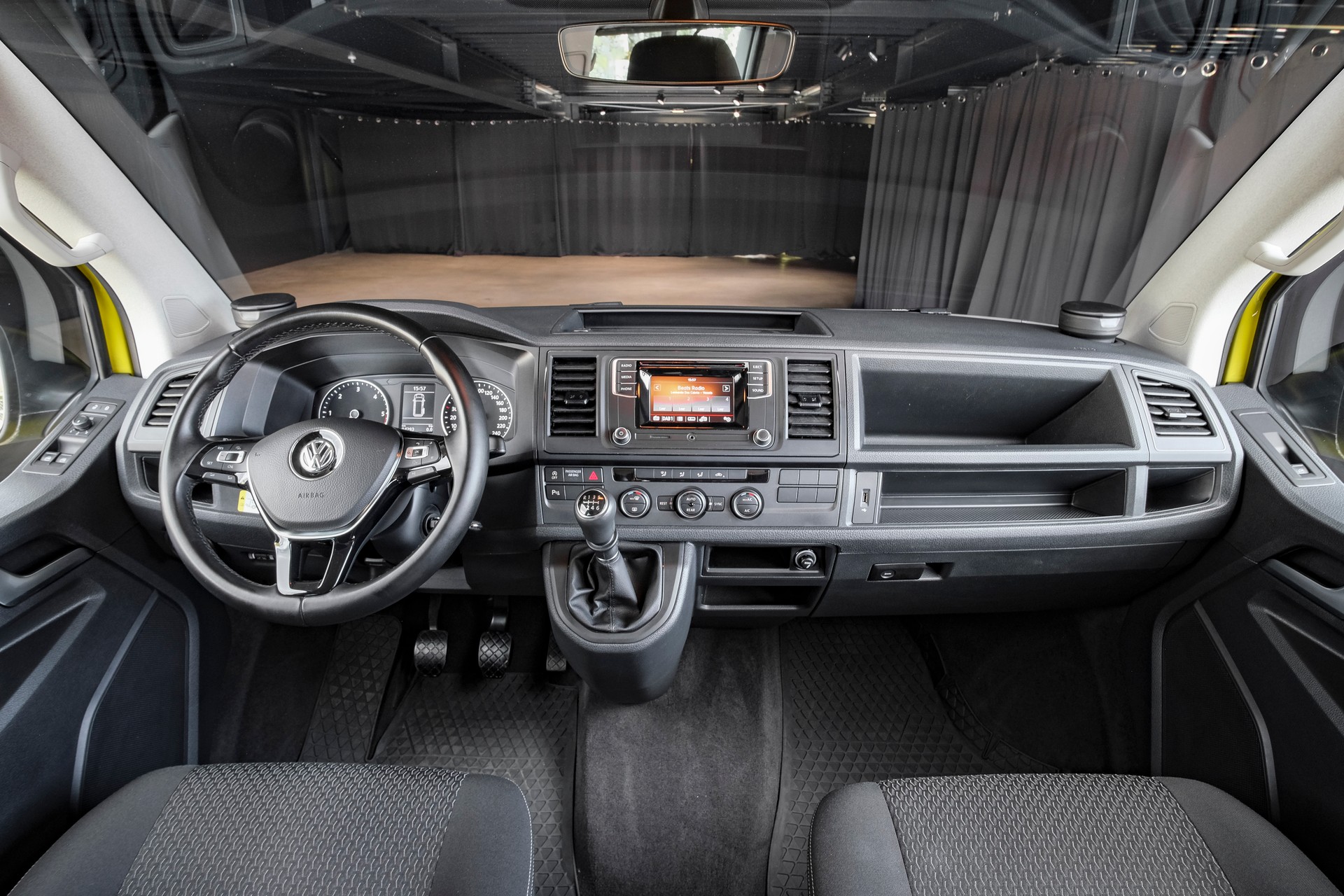 VW T6 California 2.0 TDI DSG-image-15