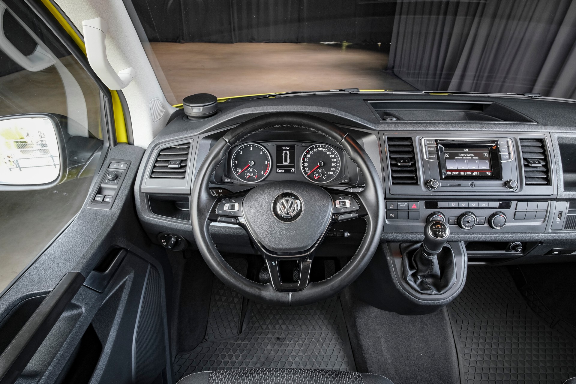 VW T6 California 2.0 TDI DSG-image-16