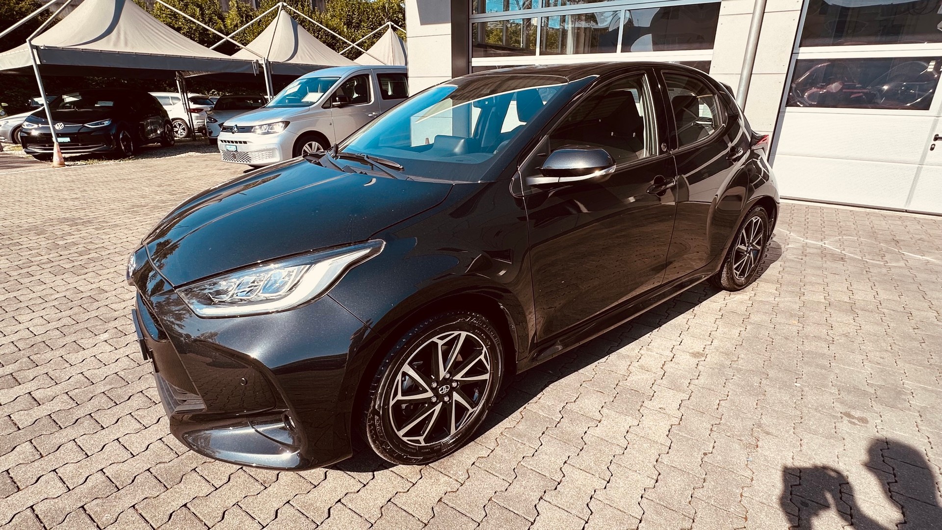 TOYOTA Yaris 1.5 Trend e-CVT-image-19