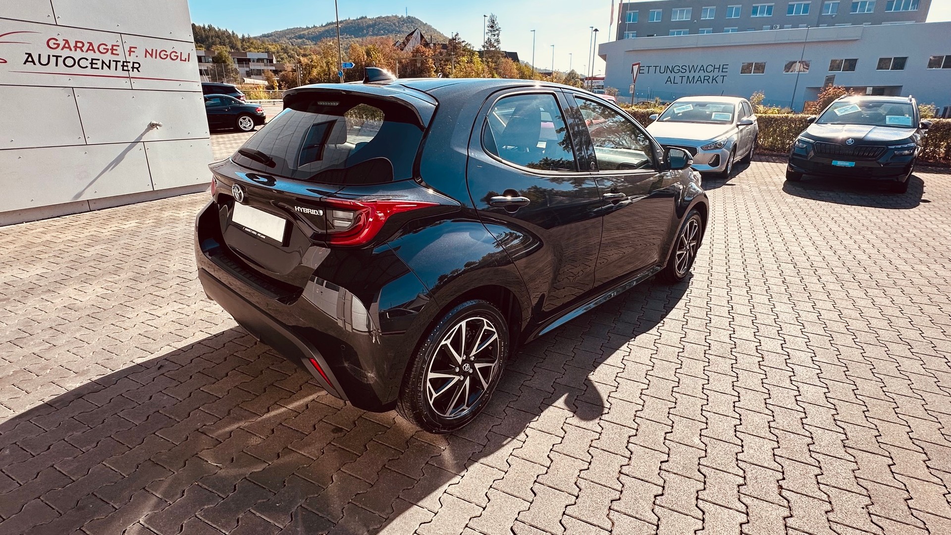 TOYOTA Yaris 1.5 Trend e-CVT-image-7